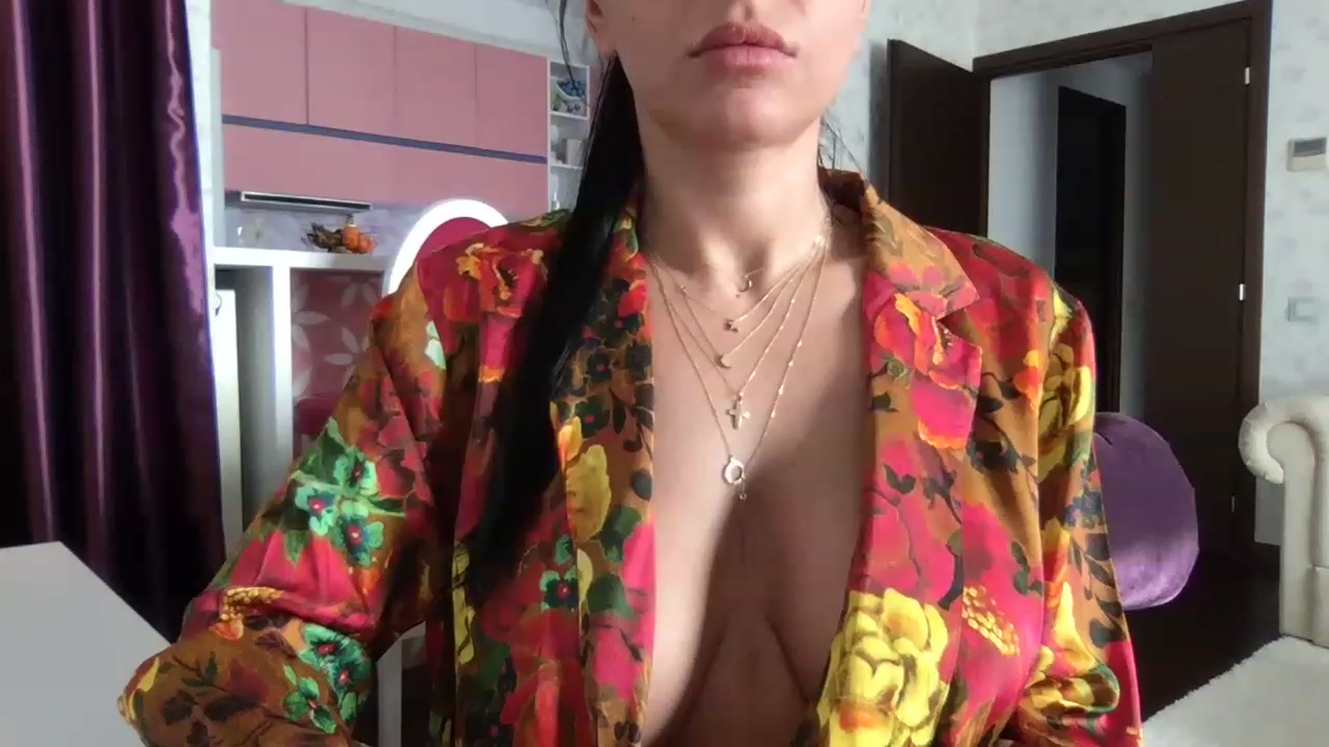 Gallery image thumbnail from IamHayfa's myfreecams stream on, 01/09/2023, 10:44 image 17 of 20
