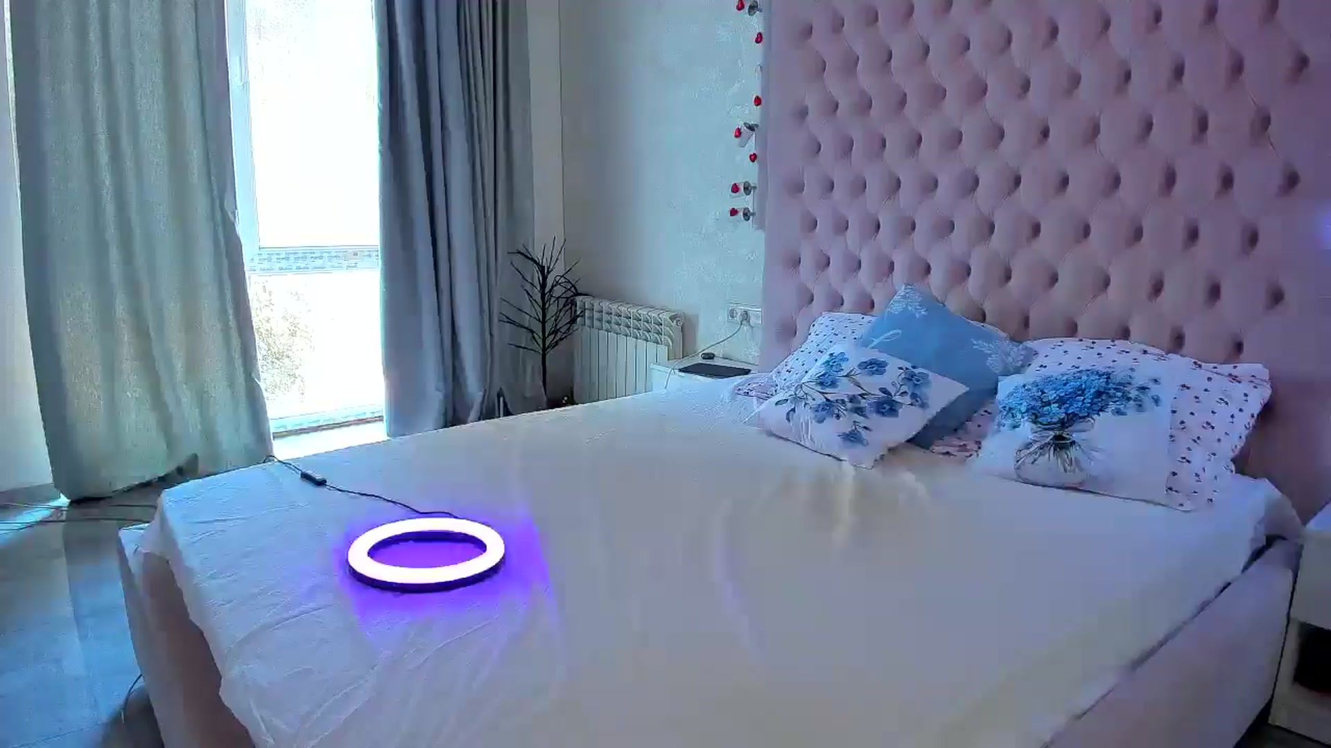 Gallery image thumbnail from IamKristina's myfreecams stream on, 08/16/2025, 08:38 image 19 of 20