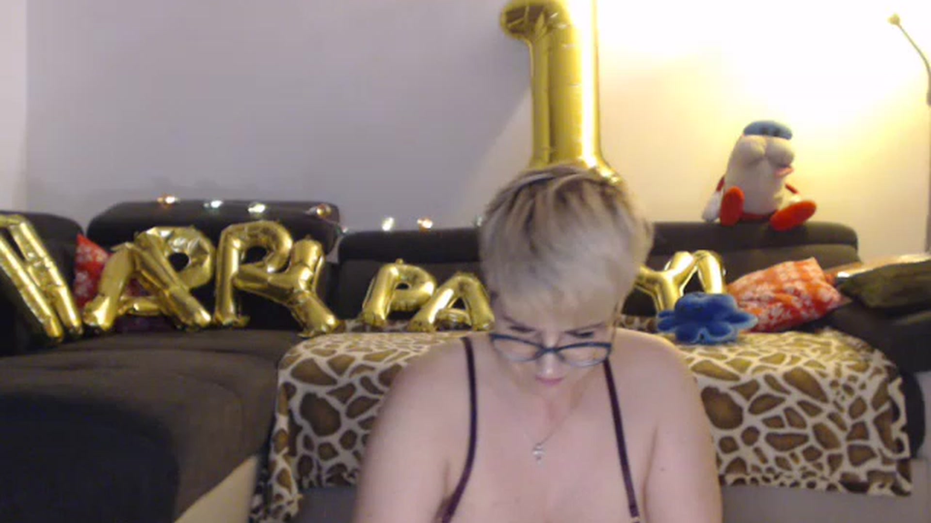 Gallery image thumbnail from IamMiky's myfreecams stream on, 06/19/2023, 24:29 image 20 of 20