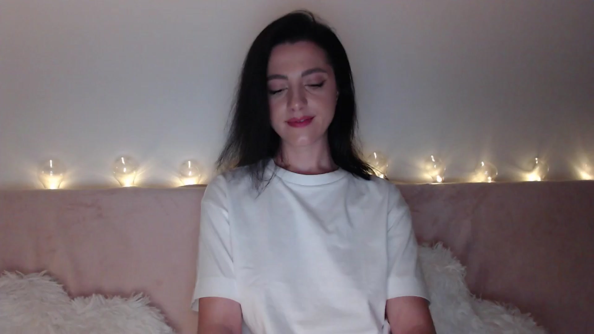 Gallery image thumbnail from IamNOTbaby's myfreecams stream on, 04/14/2024, 01:58 image 4 of 20