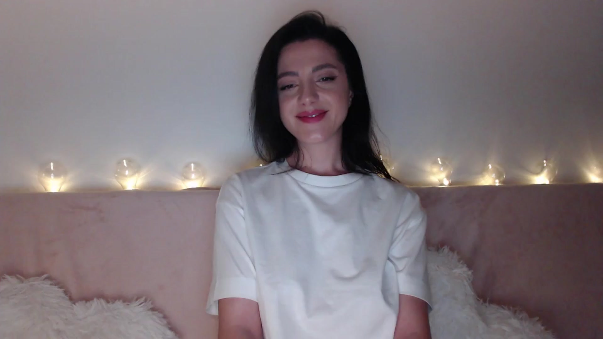 Gallery image thumbnail from IamNOTbaby's myfreecams stream on, 04/14/2024, 01:58 image 2 of 20
