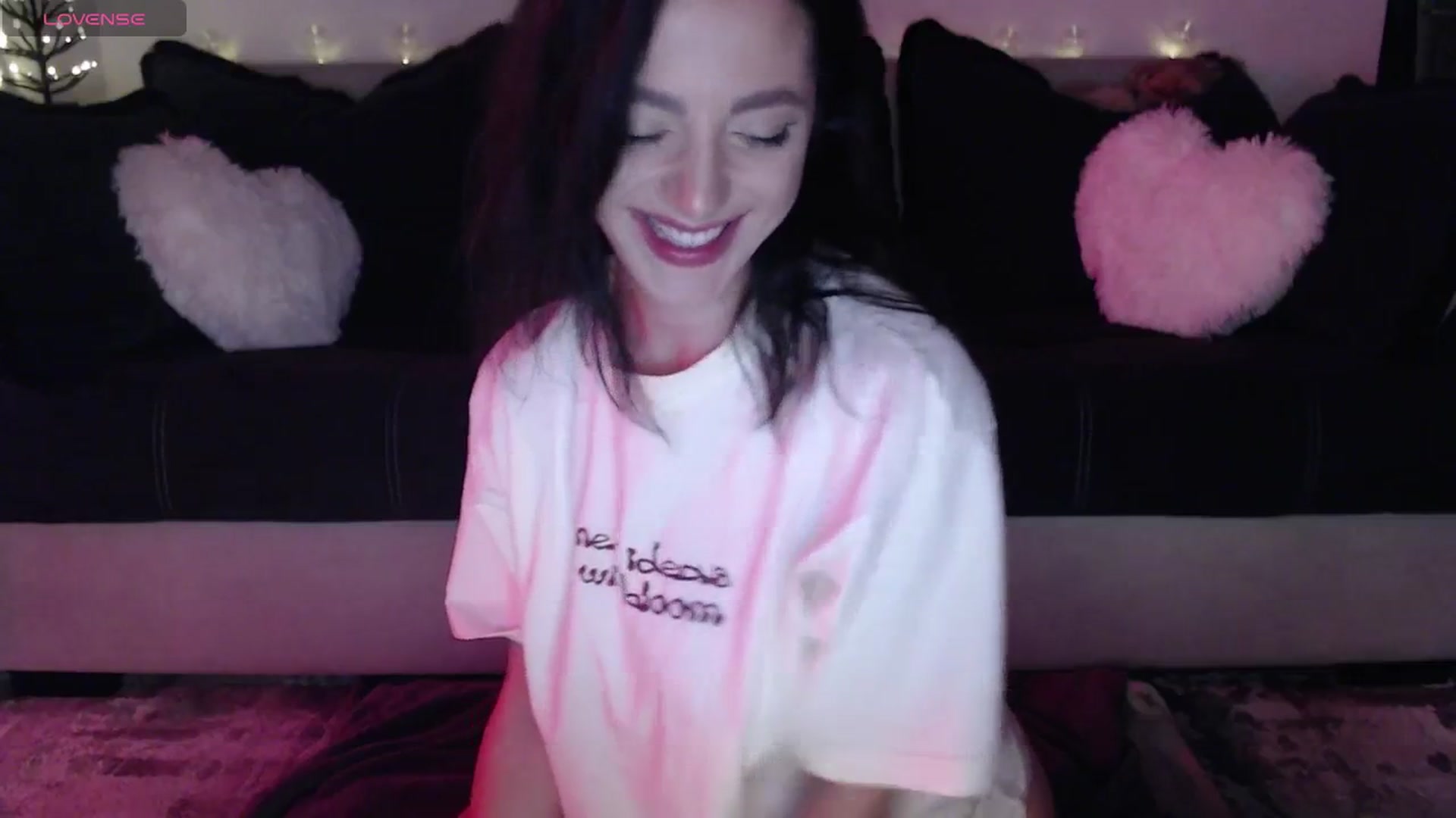 Gallery image thumbnail from IamNOTbaby's myfreecams stream on, 05/04/2024, 10:03 image 20 of 20