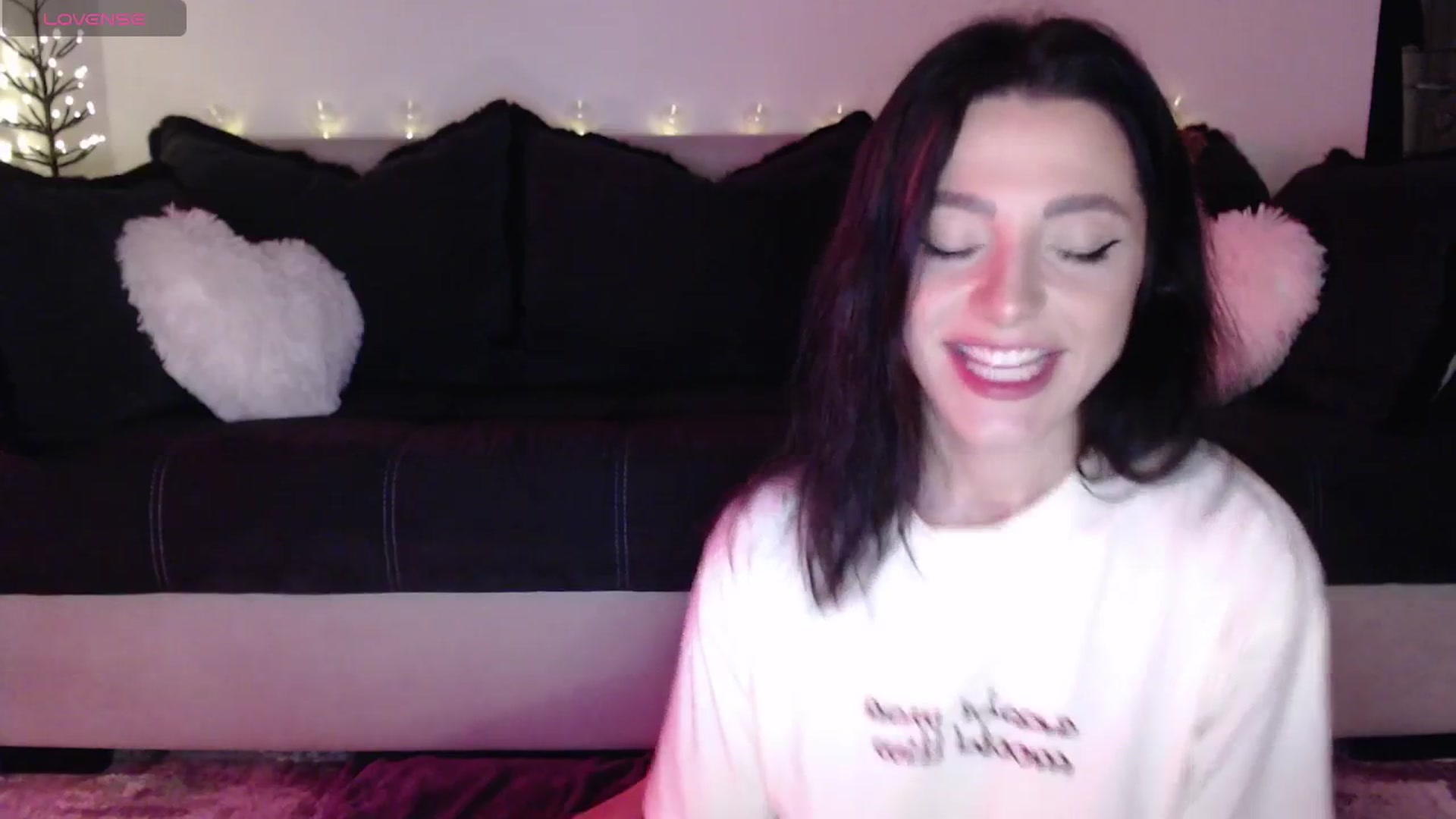 Gallery image thumbnail from IamNOTbaby's myfreecams stream on, 05/04/2024, 10:03 image 16 of 20