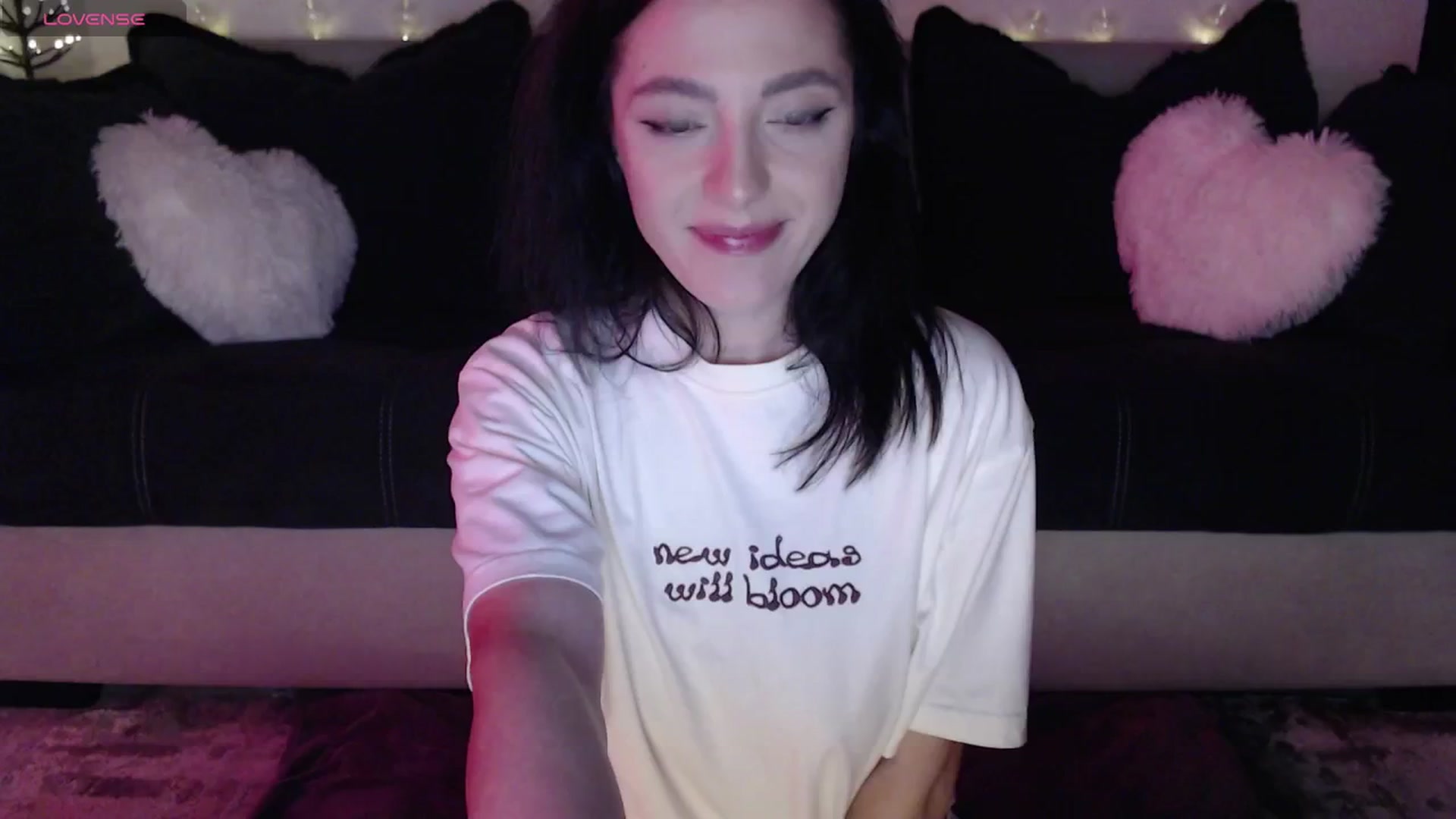 Gallery image thumbnail from IamNOTbaby's myfreecams stream on, 05/04/2024, 13:03 image 5 of 20