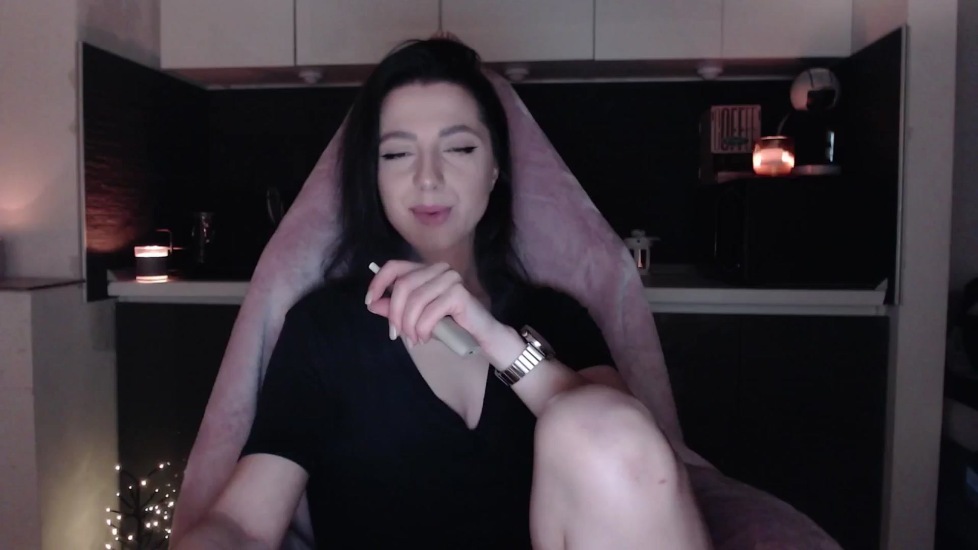 Gallery image thumbnail from IamNOTbaby's myfreecams stream on, 05/17/2024, 20:04 image 13 of 20