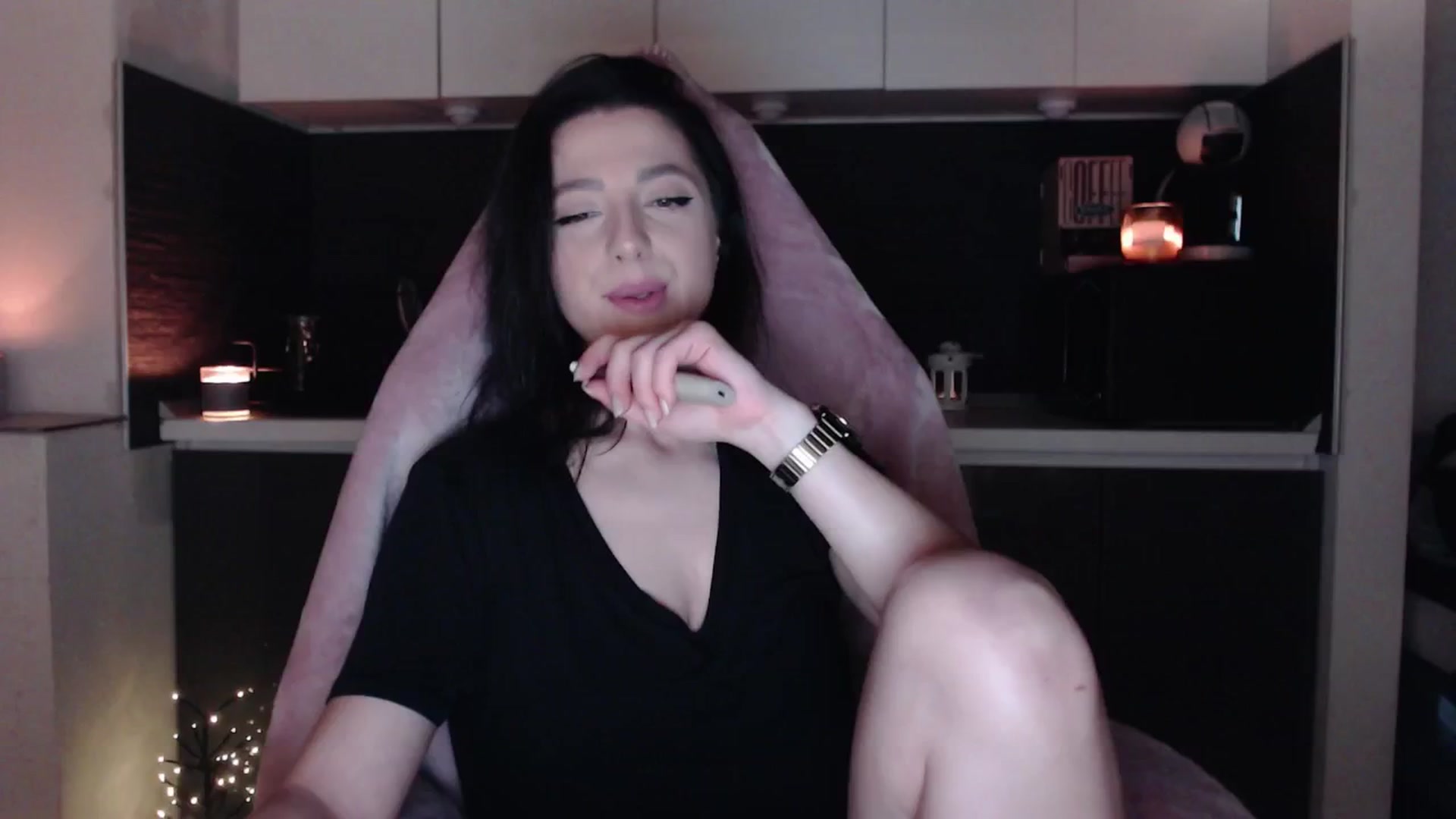 Gallery image thumbnail from IamNOTbaby's myfreecams stream on, 05/17/2024, 20:04 image 12 of 20