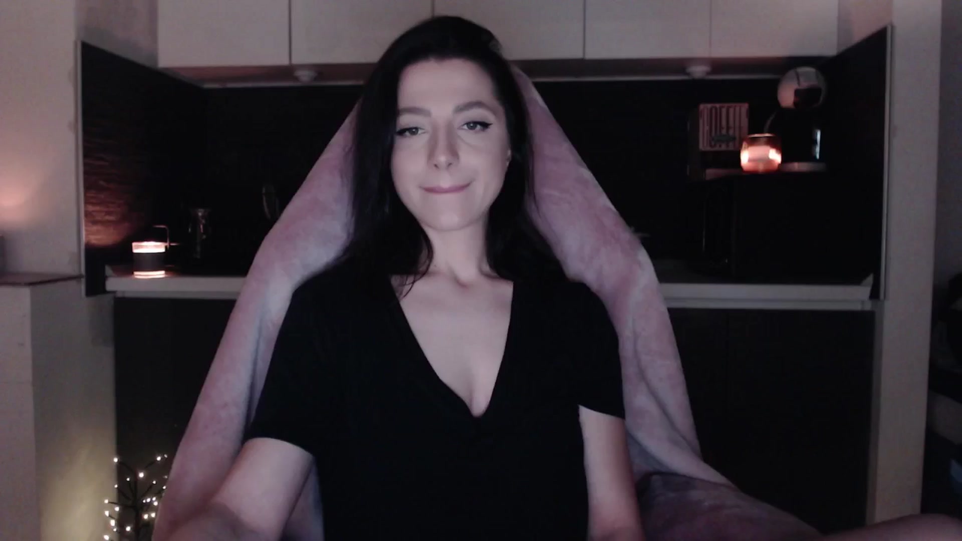 Gallery image thumbnail from IamNOTbaby's myfreecams stream on, 05/17/2024, 20:04 image 10 of 20
