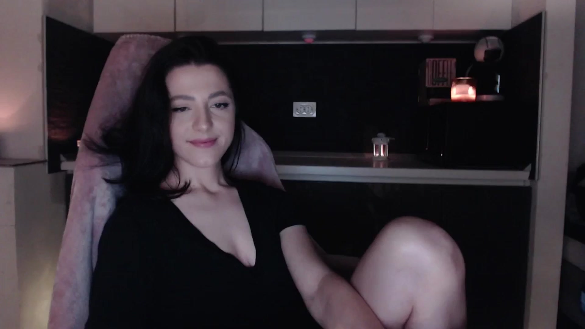 Gallery image thumbnail from IamNOTbaby's myfreecams stream on, 05/17/2024, 21:37 image 18 of 20