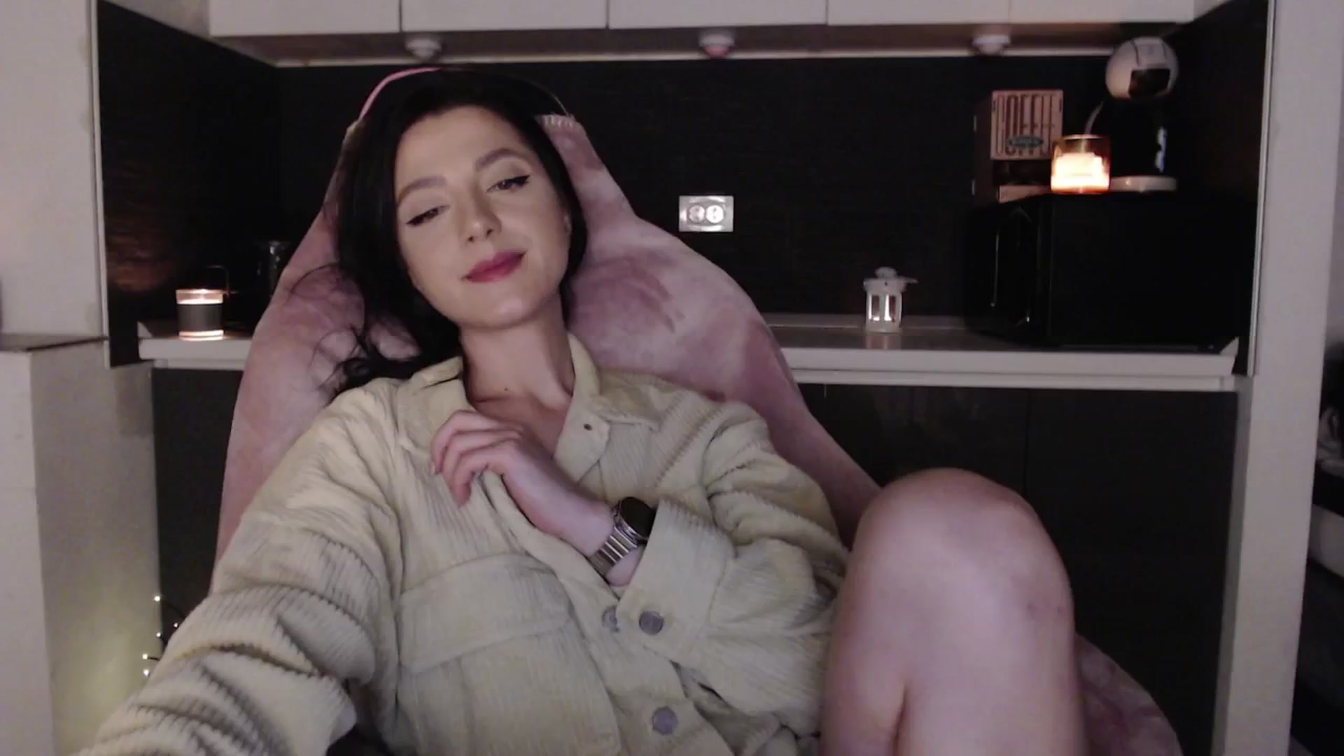Gallery image thumbnail from IamNOTbaby's myfreecams stream on, 05/18/2024, 24:01 image 15 of 20