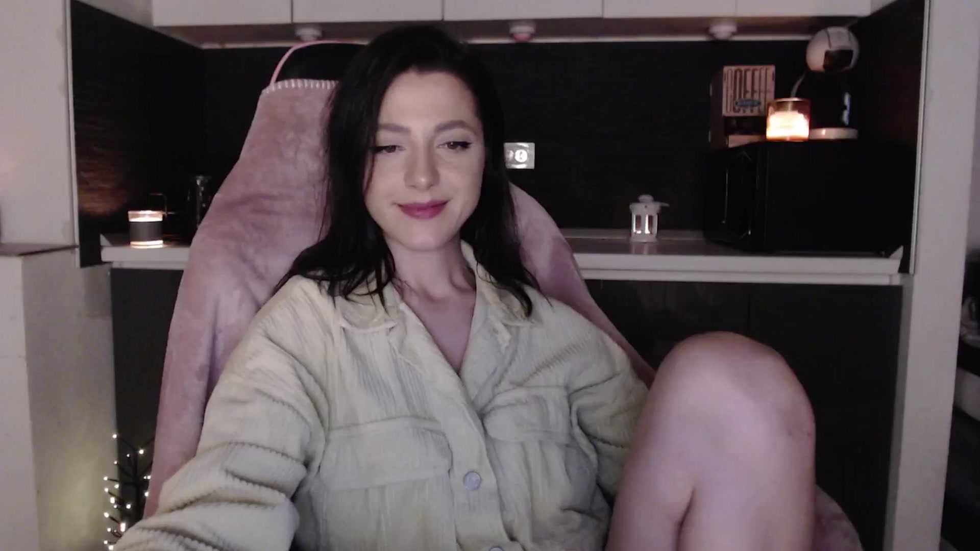 Gallery image thumbnail from IamNOTbaby's myfreecams stream on, 05/18/2024, 24:36 image 4 of 20