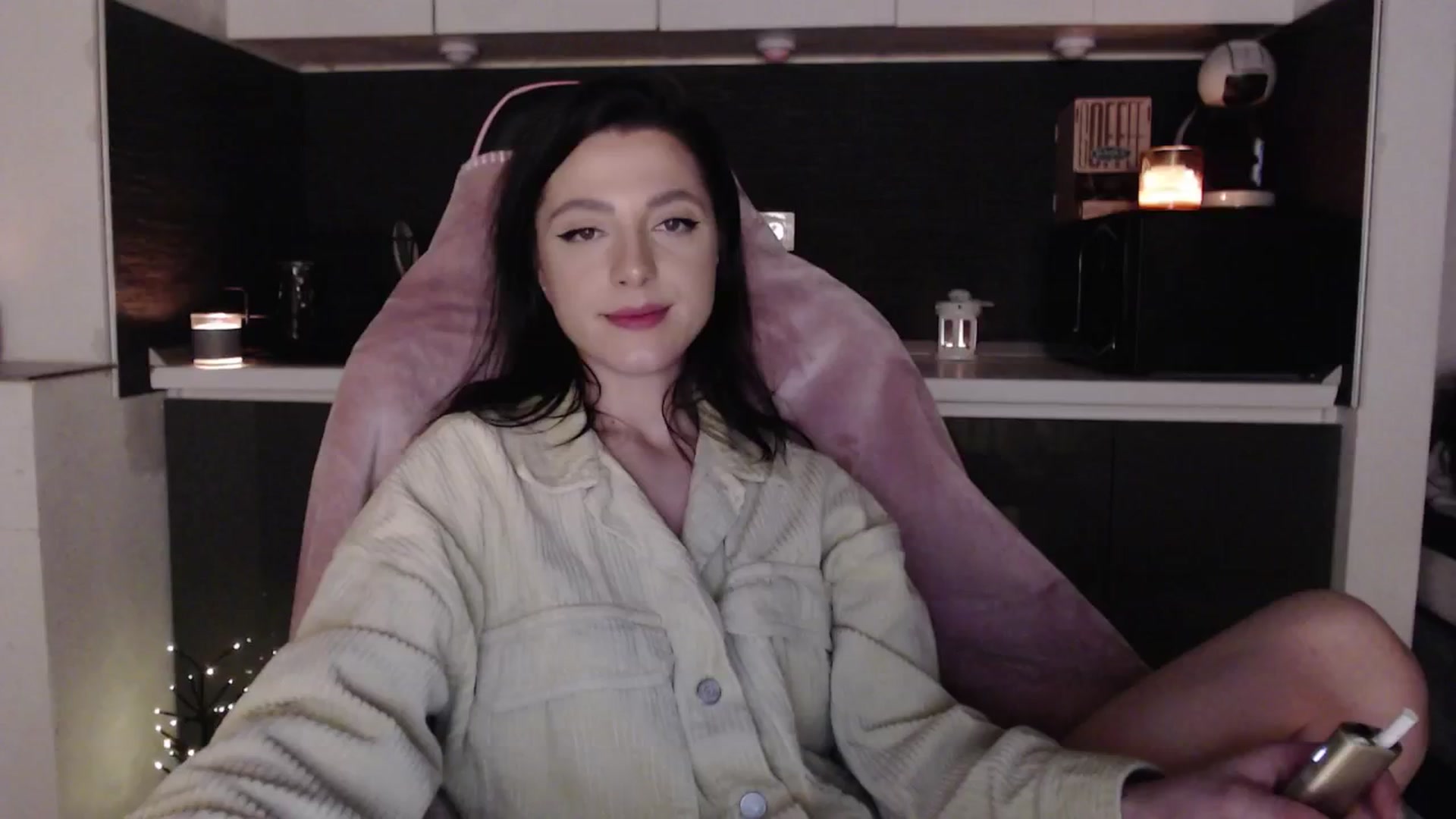 Gallery image thumbnail from IamNOTbaby's myfreecams stream on, 05/18/2024, 24:36 image 6 of 20
