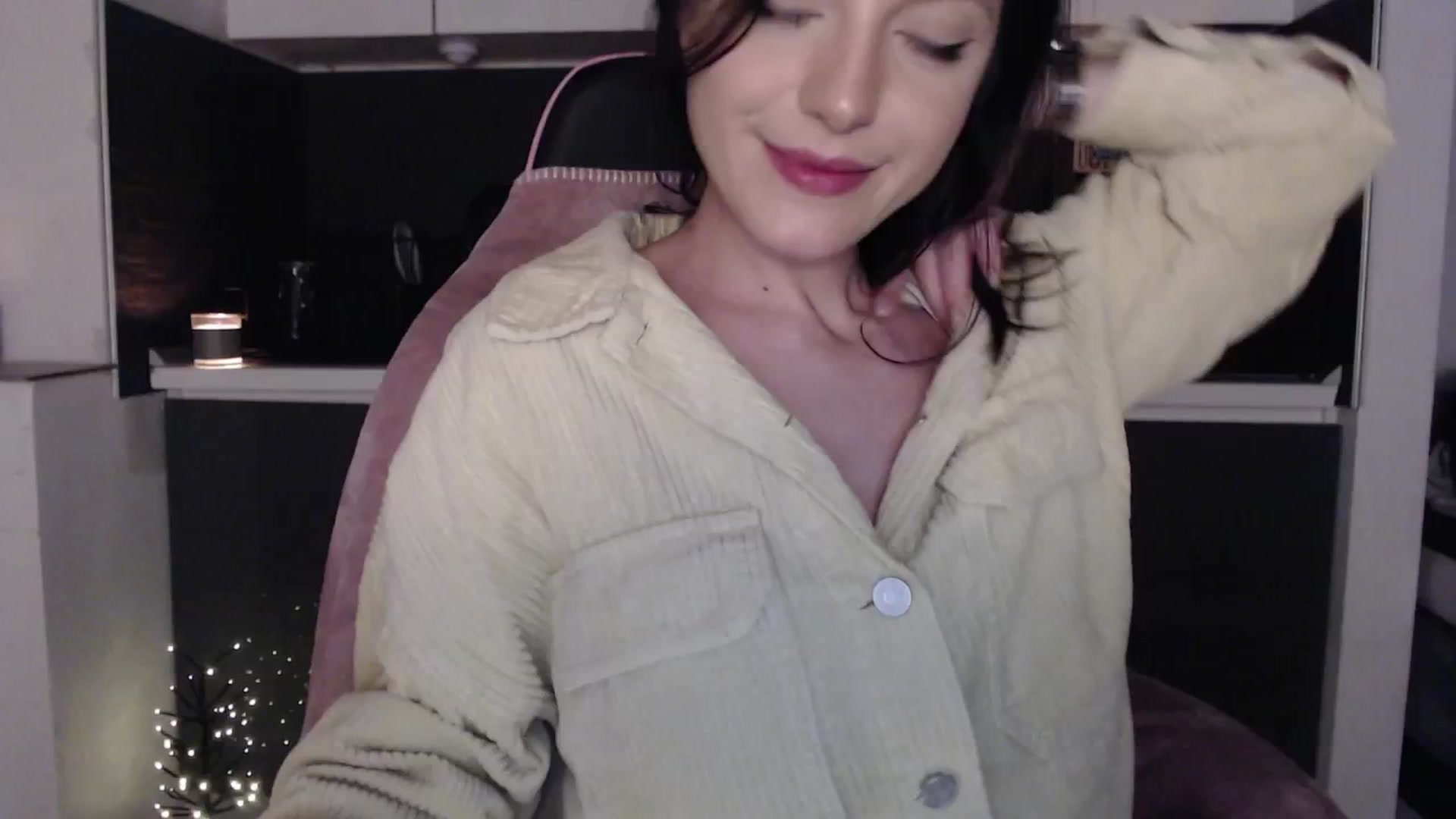 Gallery image thumbnail from IamNOTbaby's myfreecams stream on, 05/18/2024, 24:36 image 16 of 20