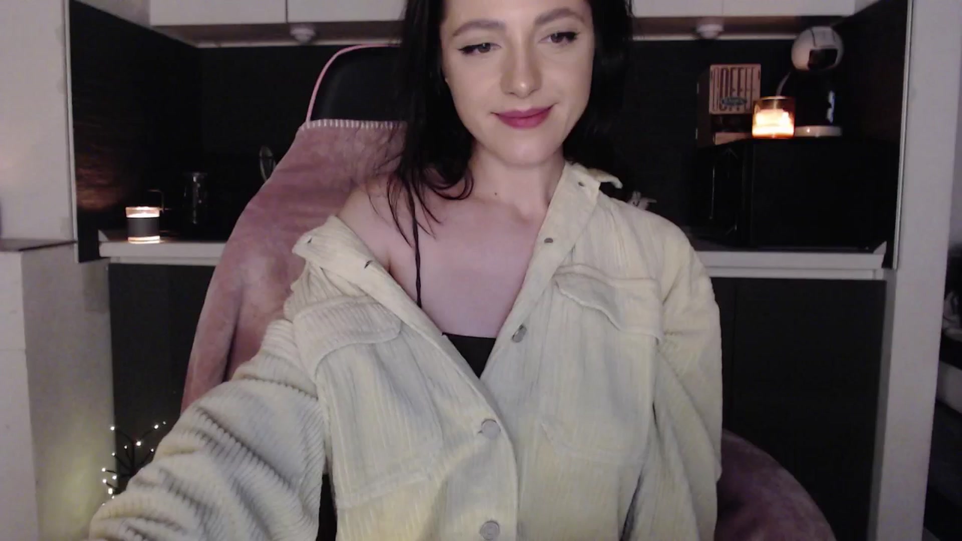 Gallery image thumbnail from IamNOTbaby's myfreecams stream on, 05/18/2024, 24:36 image 18 of 20