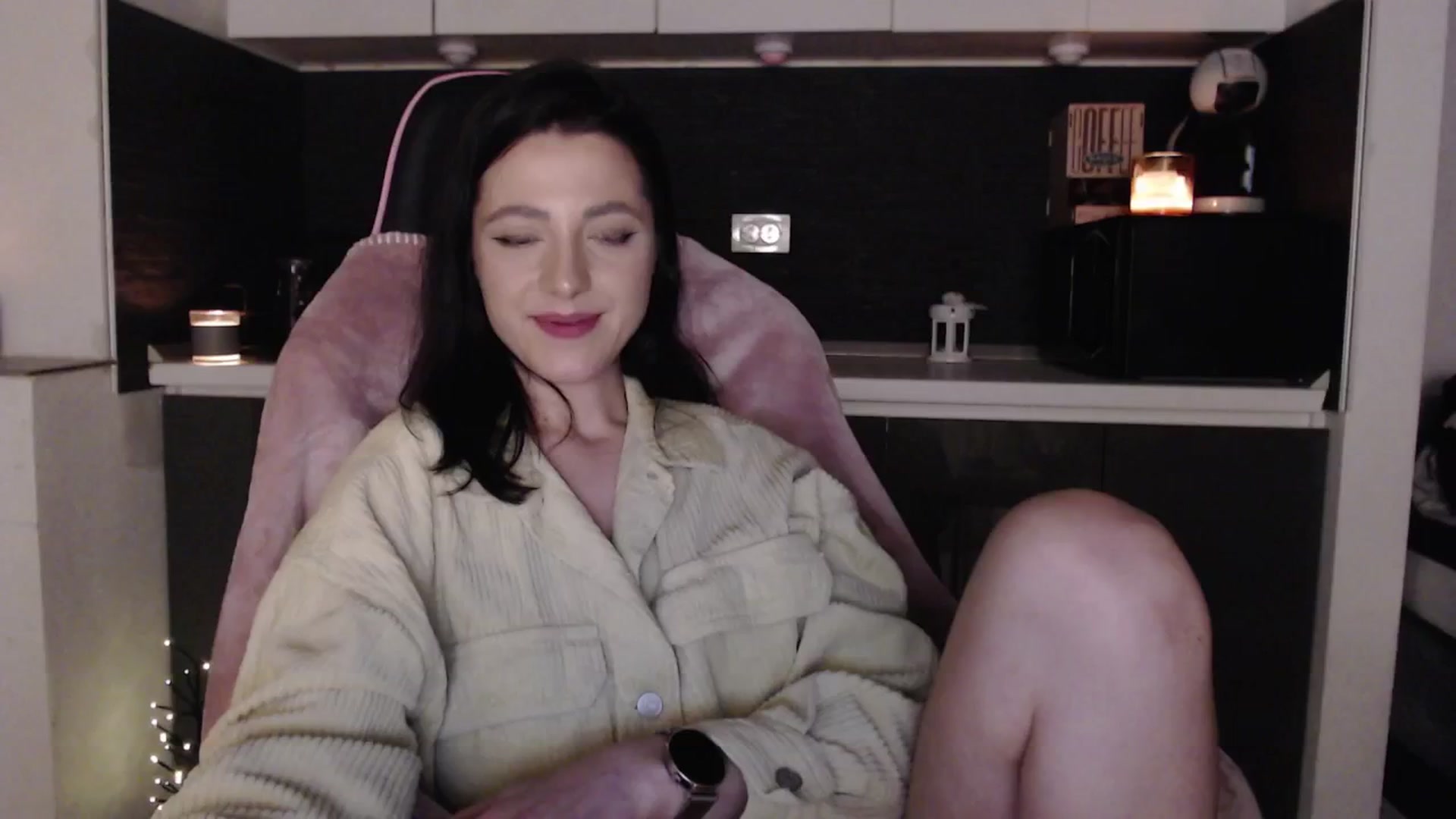 Gallery image thumbnail from IamNOTbaby's myfreecams stream on, 05/18/2024, 01:04 image 18 of 20
