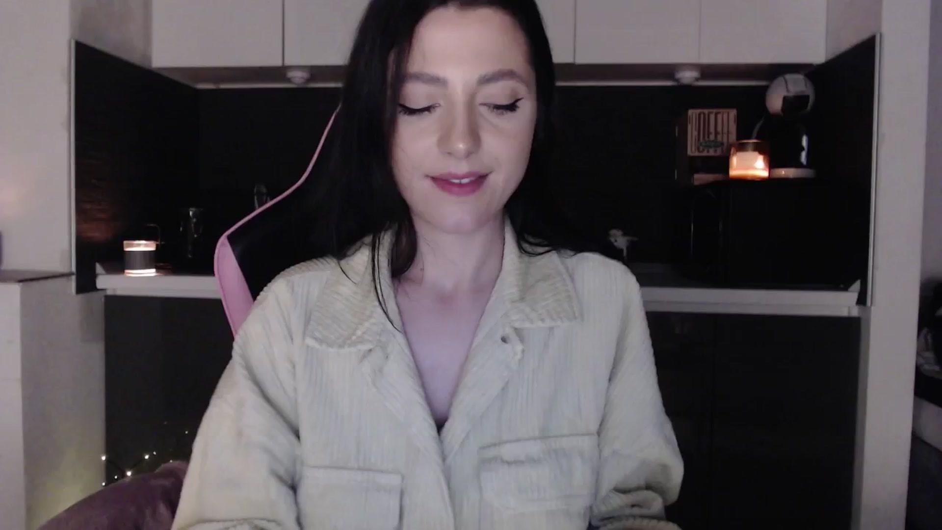 Gallery image thumbnail from IamNOTbaby's myfreecams stream on, 05/18/2024, 02:18 image 18 of 20