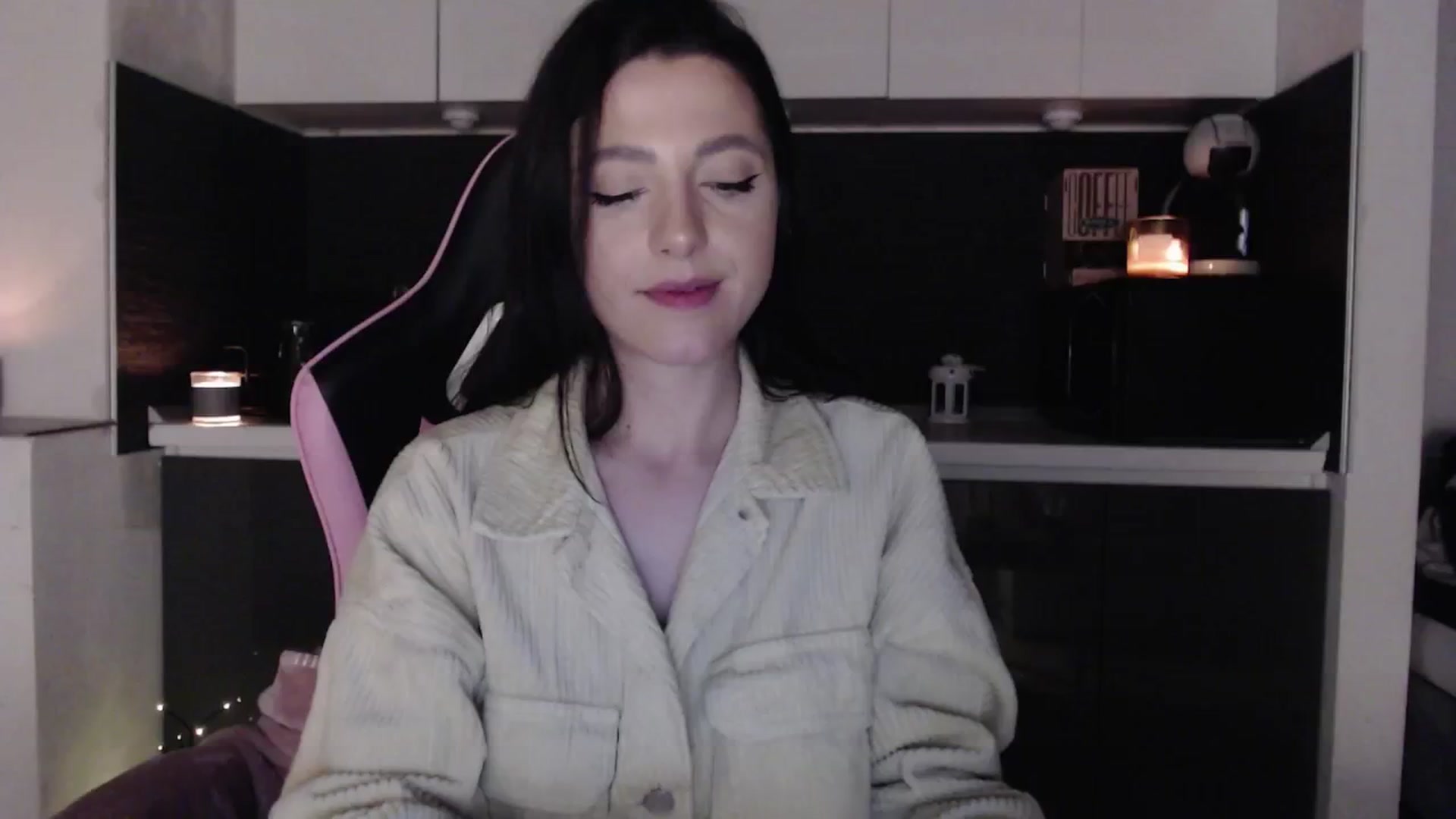 Gallery image thumbnail from IamNOTbaby's myfreecams stream on, 05/18/2024, 02:18 image 14 of 20