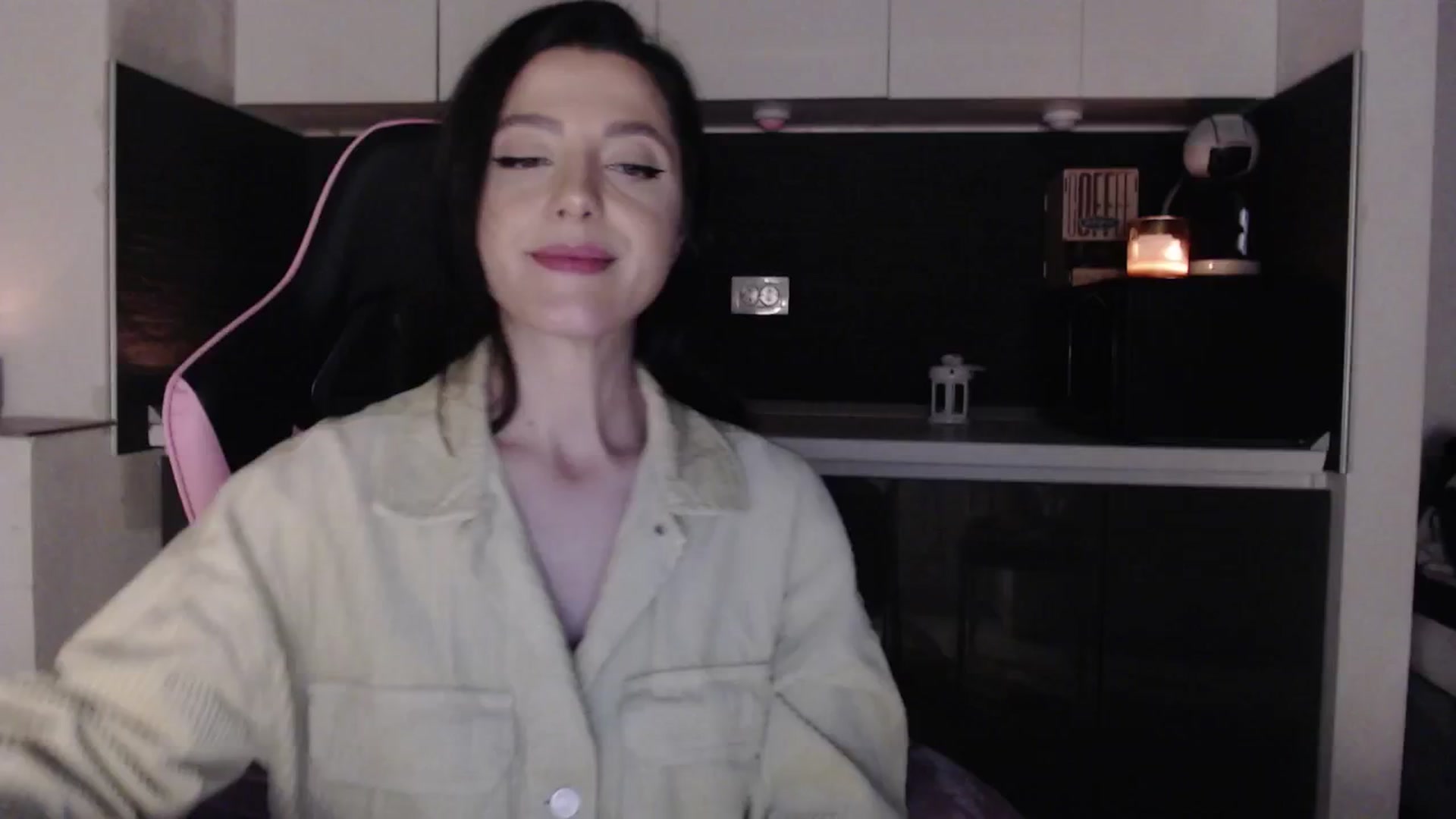 Gallery image thumbnail from IamNOTbaby's myfreecams stream on, 05/18/2024, 02:18 image 7 of 20