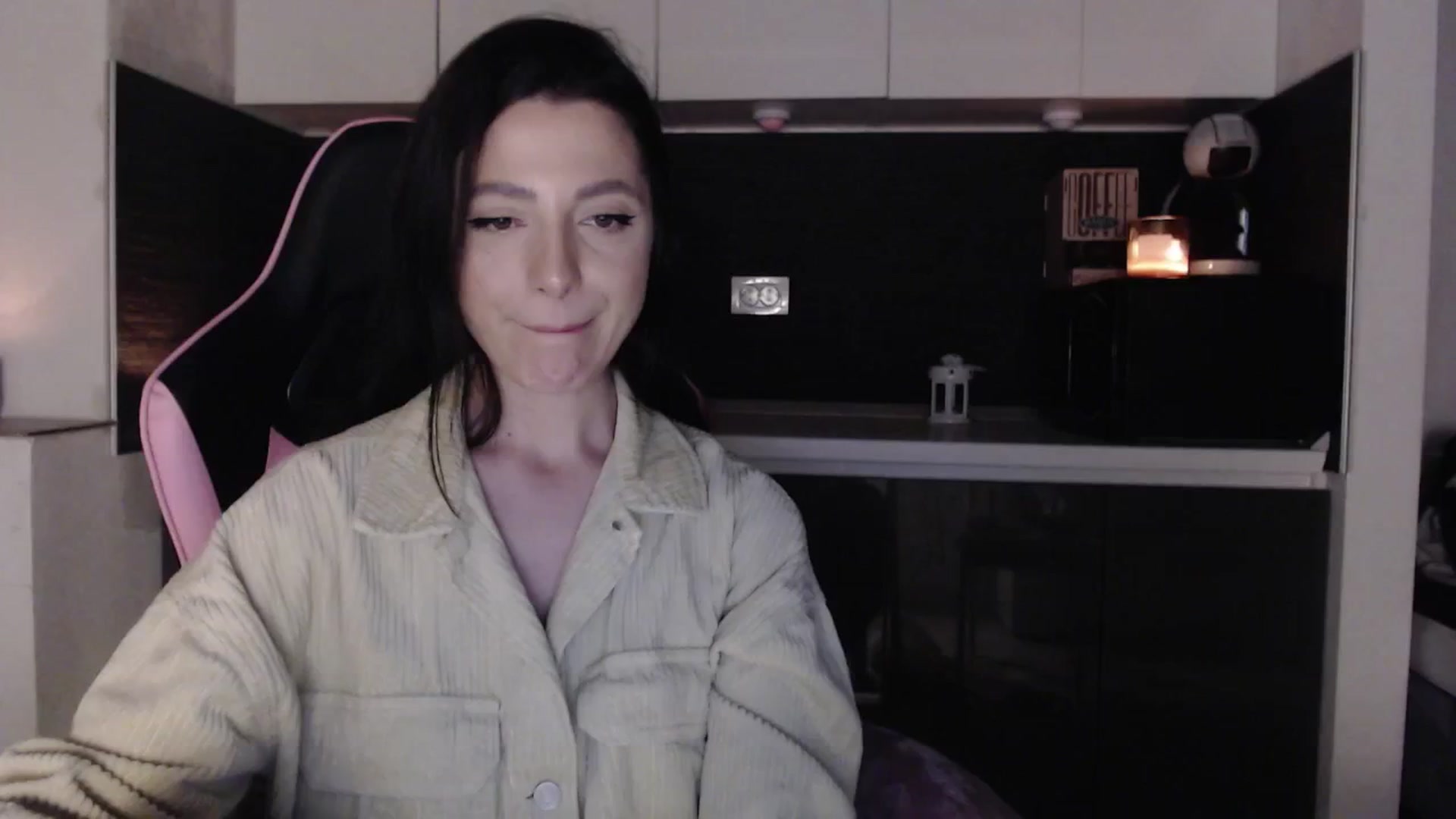 Gallery image thumbnail from IamNOTbaby's myfreecams stream on, 05/18/2024, 02:18 image 8 of 20