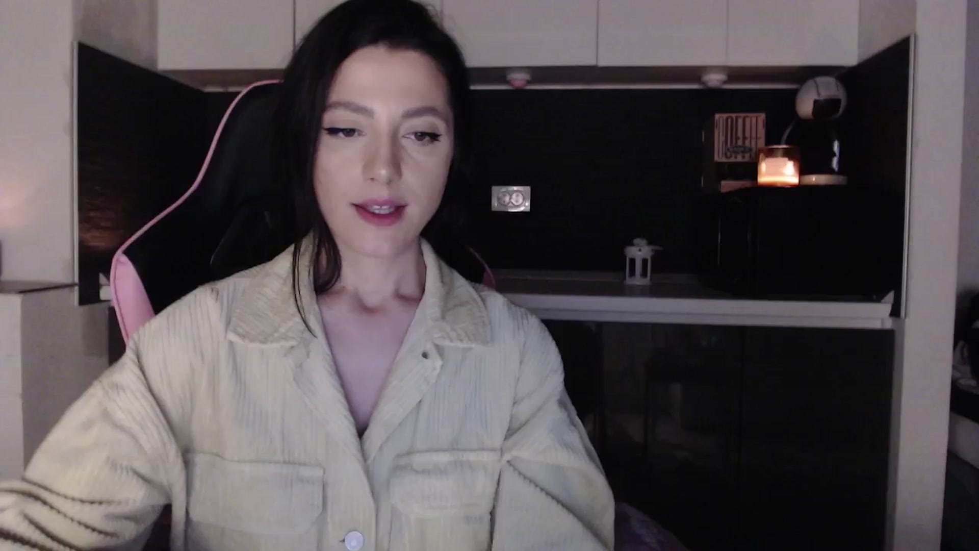 Gallery image thumbnail from IamNOTbaby's myfreecams stream on, 05/18/2024, 02:18 image 5 of 20