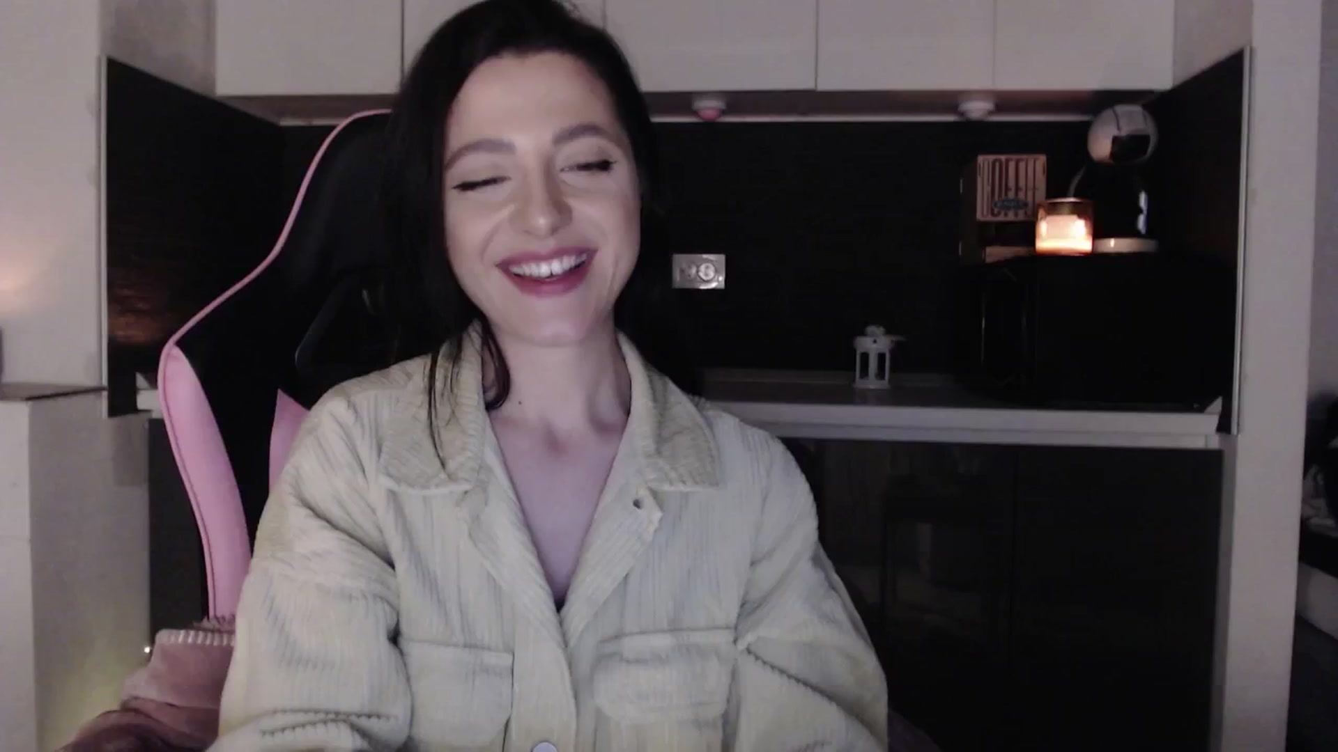 Gallery image thumbnail from IamNOTbaby's myfreecams stream on, 05/18/2024, 02:18 image 6 of 20