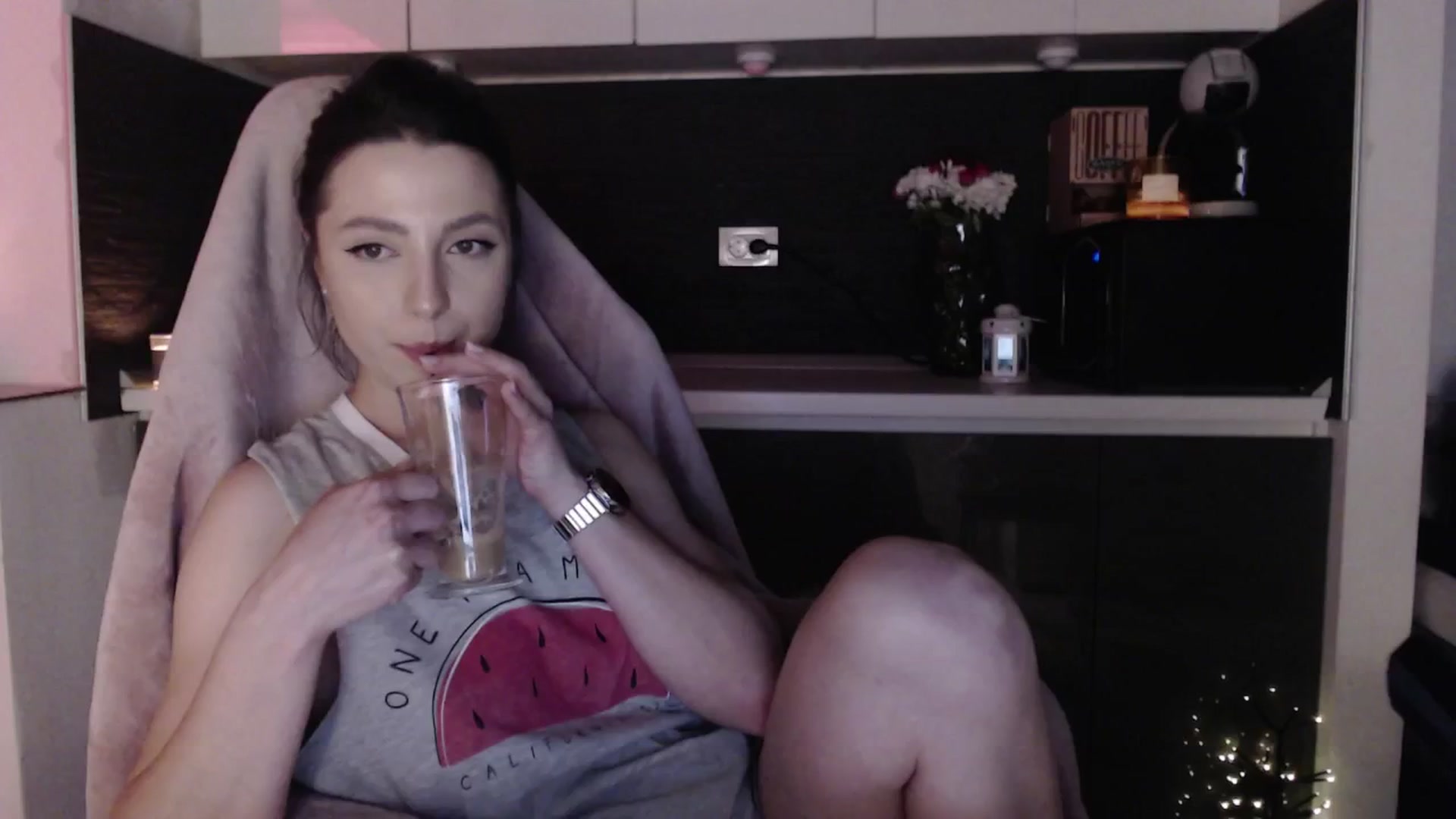 Gallery image thumbnail from IamNOTbaby's myfreecams stream on, 05/18/2024, 15:47 image 12 of 20