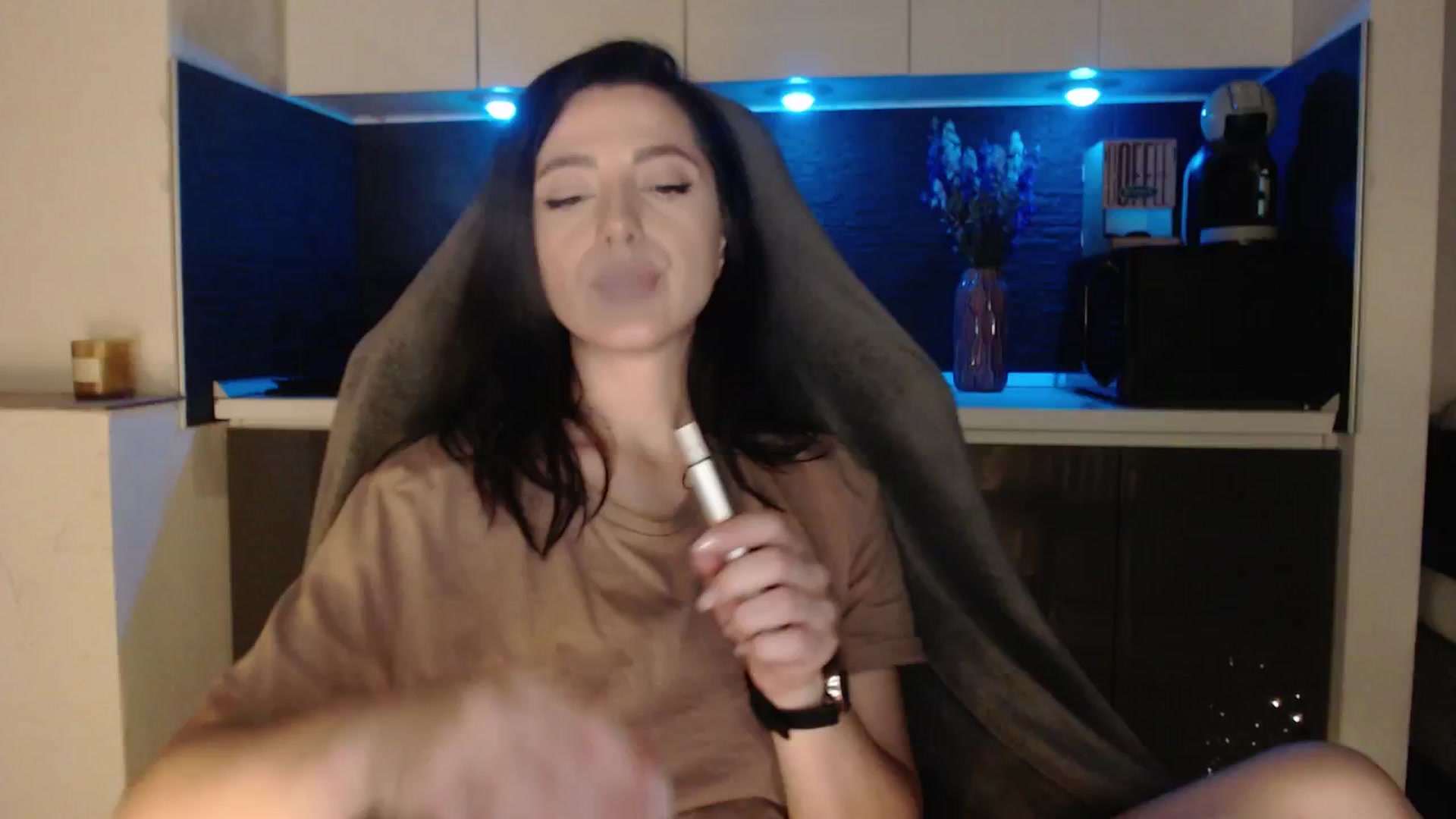 Gallery image thumbnail from IamNOTbaby's myfreecams stream on, 05/27/2024, 01:41 image 19 of 20