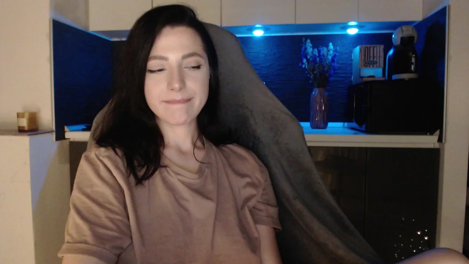 Gallery image thumbnail from IamNOTbaby's myfreecams stream on, 05/27/2024, 01:41 image 1 of 20