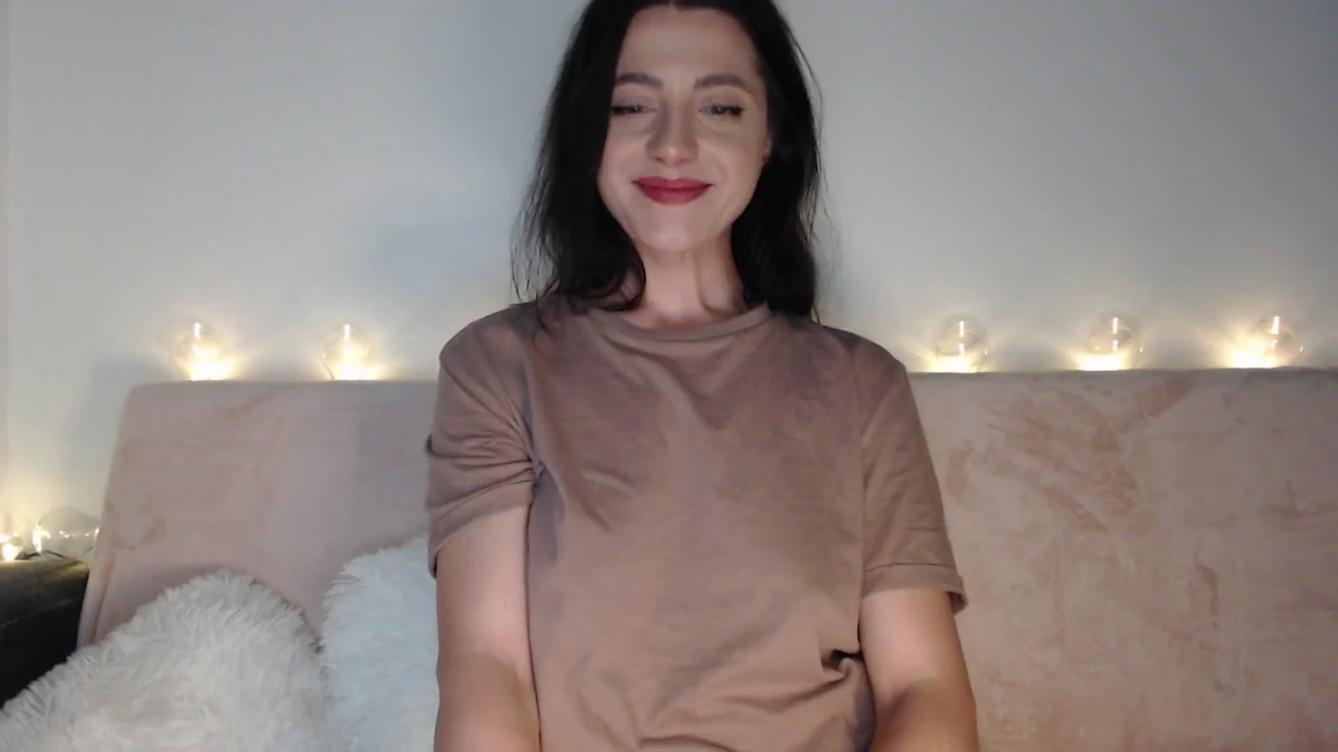 Gallery image thumbnail from IamNOTbaby's myfreecams stream on, 06/07/2024, 23:31 image 10 of 20