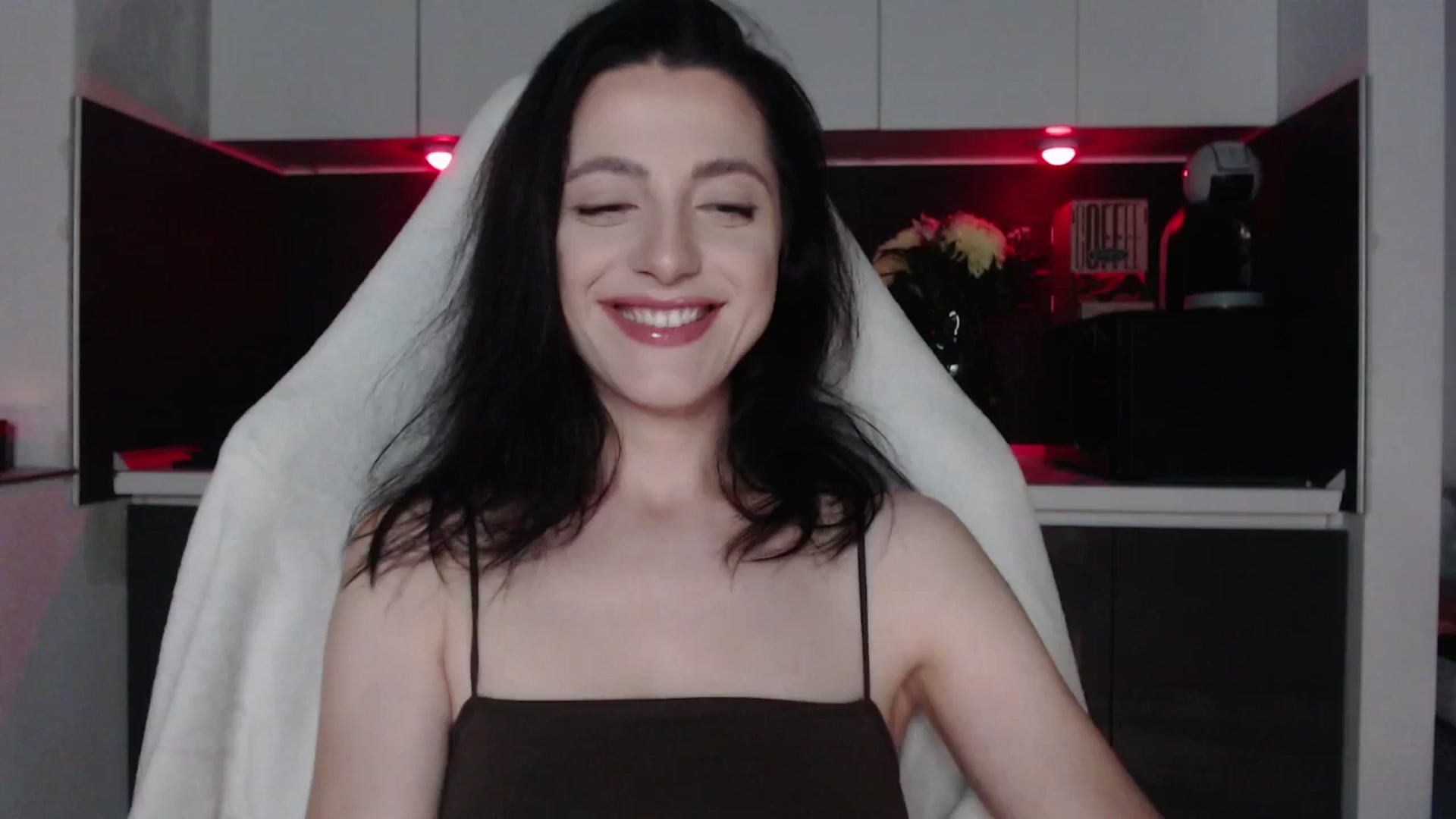 Gallery image thumbnail from IamNOTbaby's myfreecams stream on, 06/10/2024, 24:03 image 1 of 20
