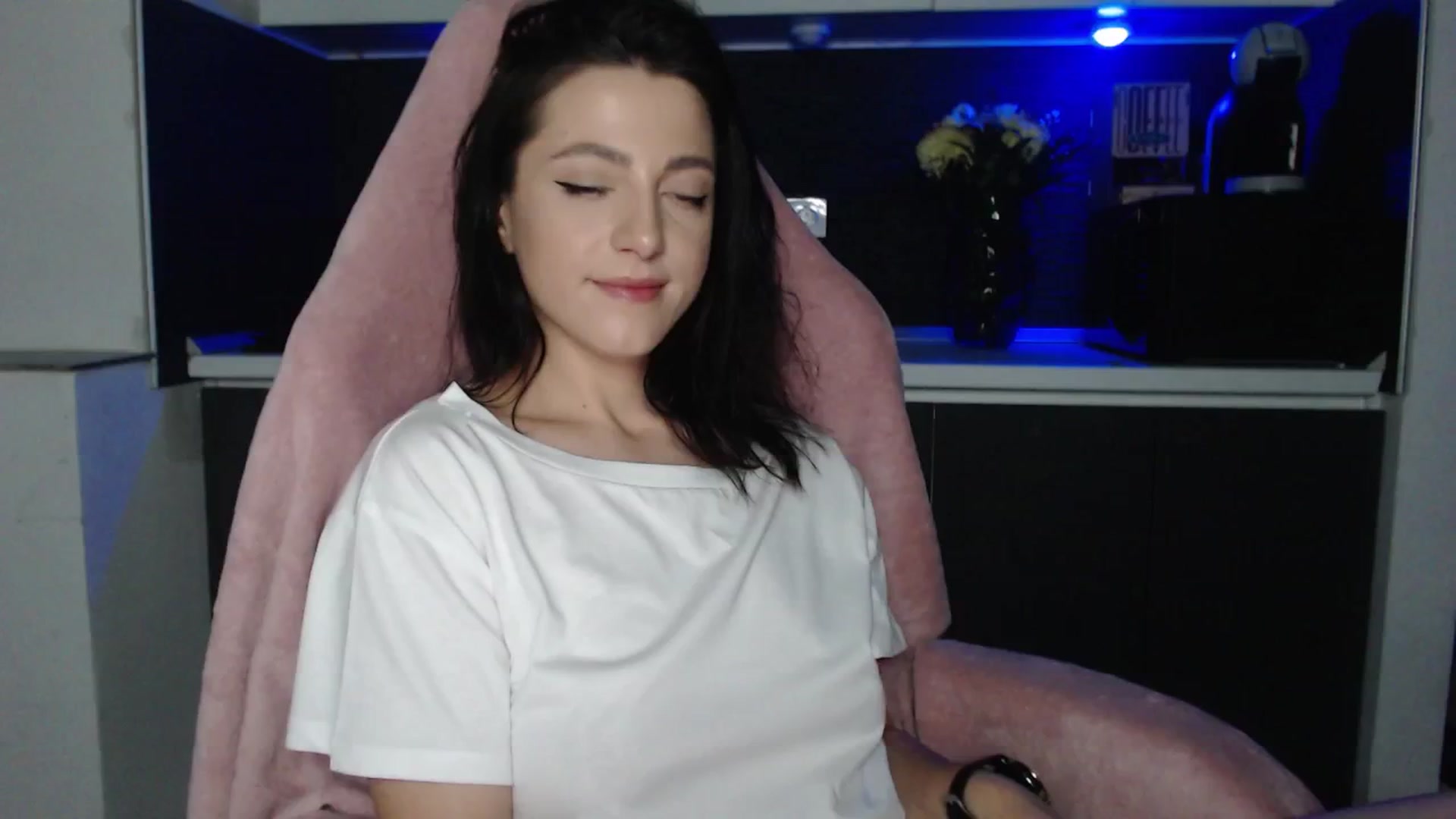 Gallery image thumbnail from IamNOTbaby's myfreecams stream on, 06/14/2024, 21:36 image 1 of 20