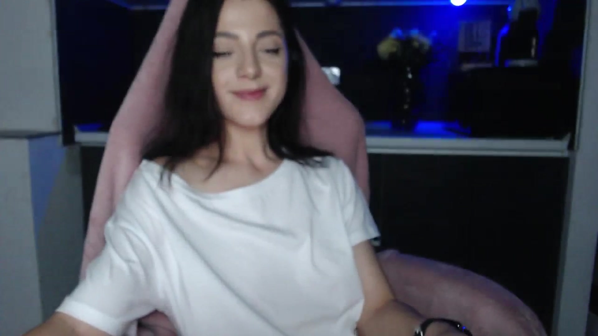 Gallery image thumbnail from IamNOTbaby's myfreecams stream on, 06/14/2024, 21:36 image 20 of 20
