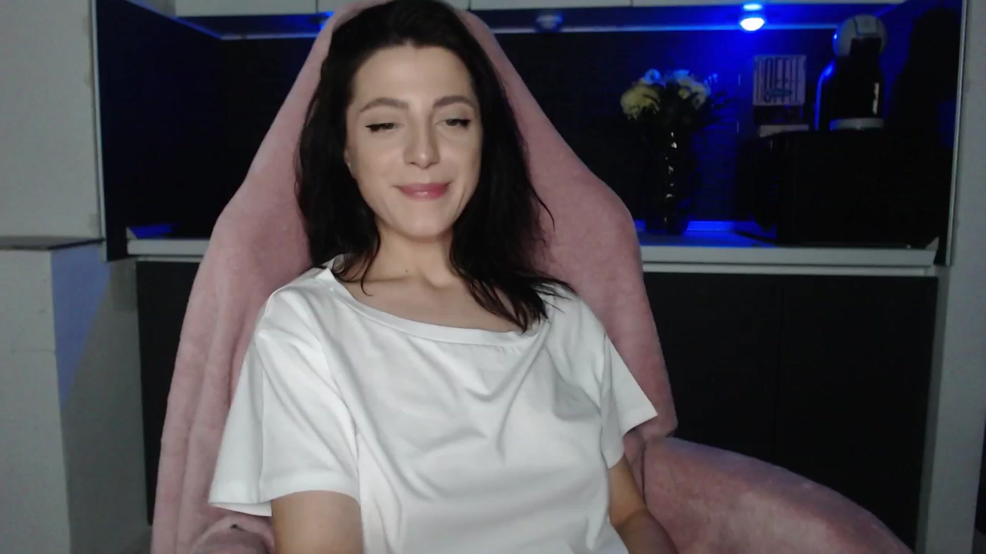 Gallery image thumbnail from IamNOTbaby's myfreecams stream on, 06/14/2024, 21:36 image 2 of 20