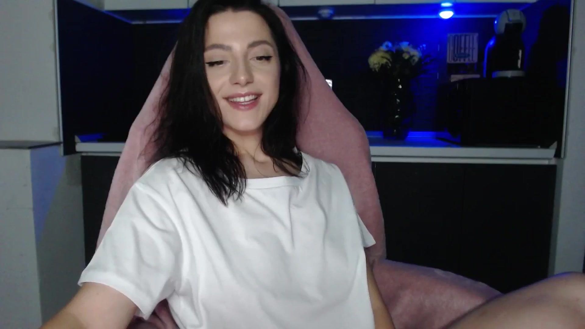 Gallery image thumbnail from IamNOTbaby's myfreecams stream on, 06/14/2024, 21:36 image 10 of 20