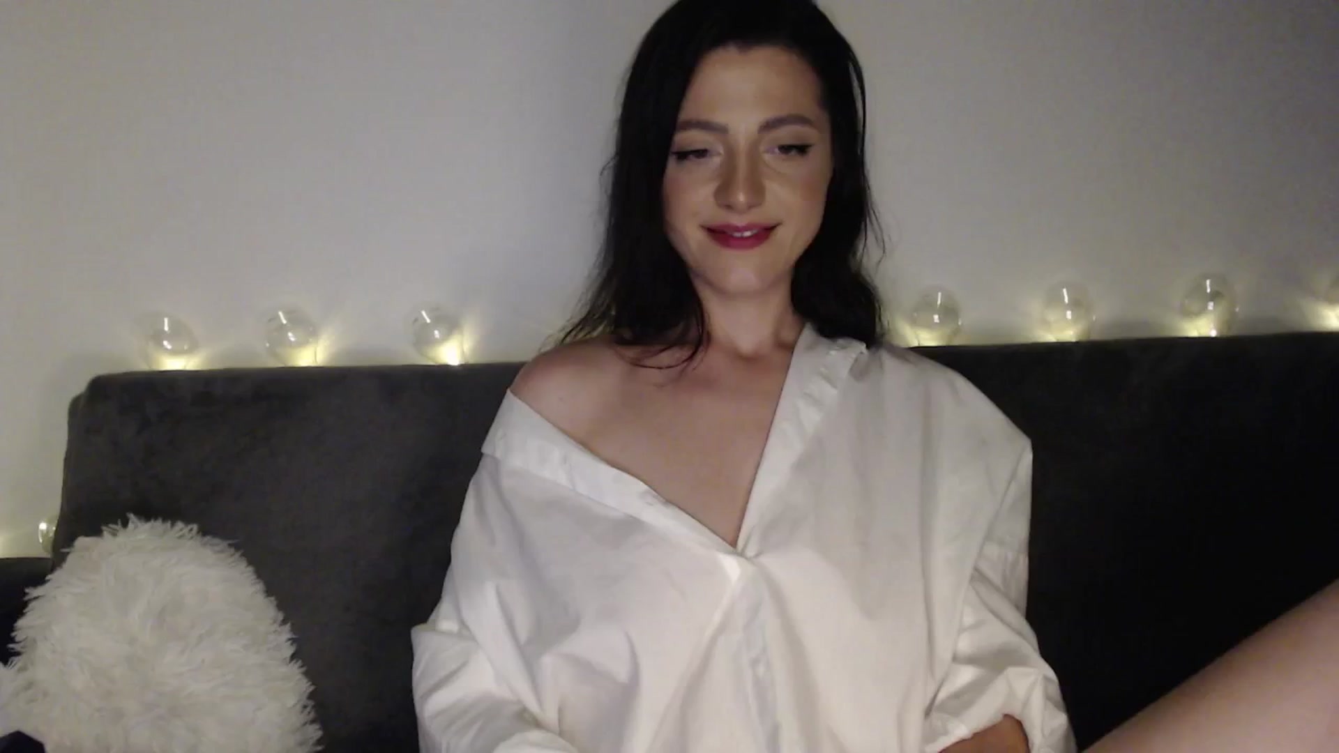 Gallery image thumbnail from IamNOTbaby's myfreecams stream on, 06/22/2024, 01:57 image 4 of 20