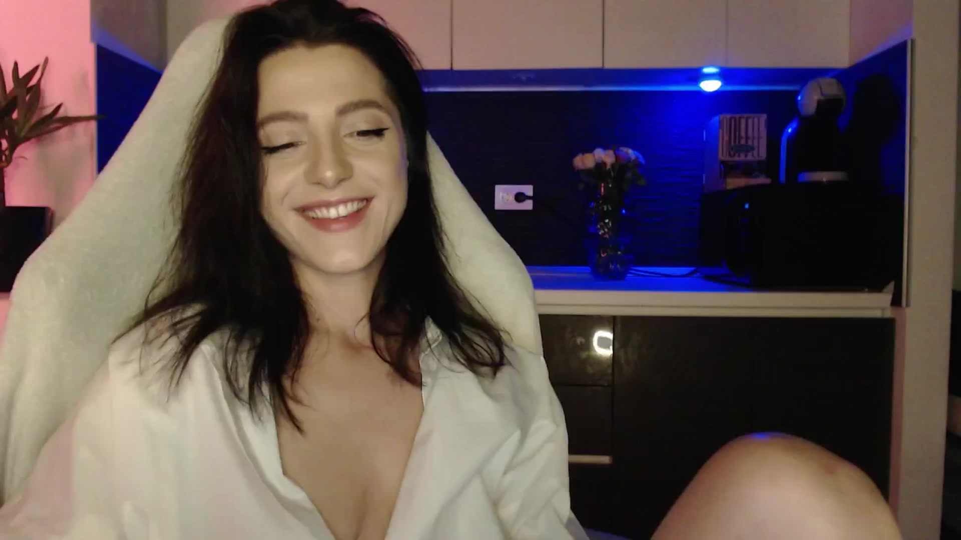 Gallery image thumbnail from IamNOTbaby's myfreecams stream on, 06/29/2024, 14:30 image 4 of 20