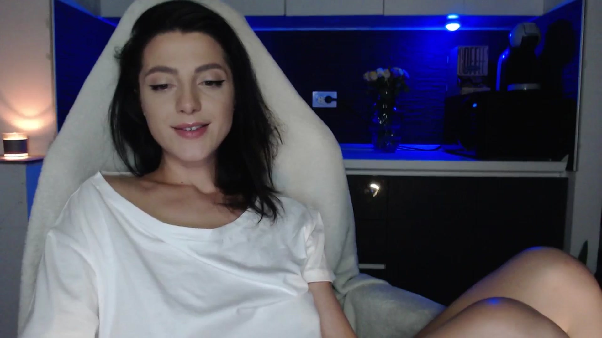 Gallery image thumbnail from IamNOTbaby's myfreecams stream on, 06/29/2024, 23:19 image 3 of 20