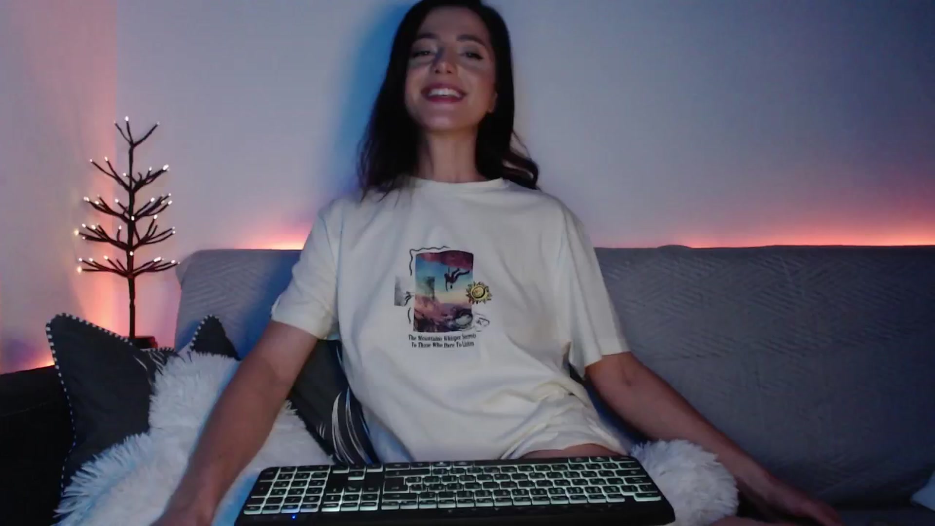 Gallery image thumbnail from IamNOTbaby's myfreecams stream on, 07/13/2024, 03:03 image 16 of 20