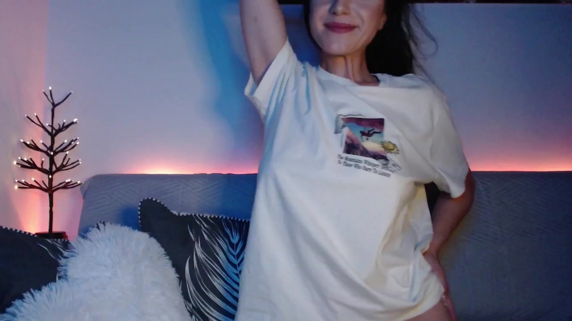 Gallery image thumbnail from IamNOTbaby's myfreecams stream on, 07/13/2024, 03:03 image 15 of 20