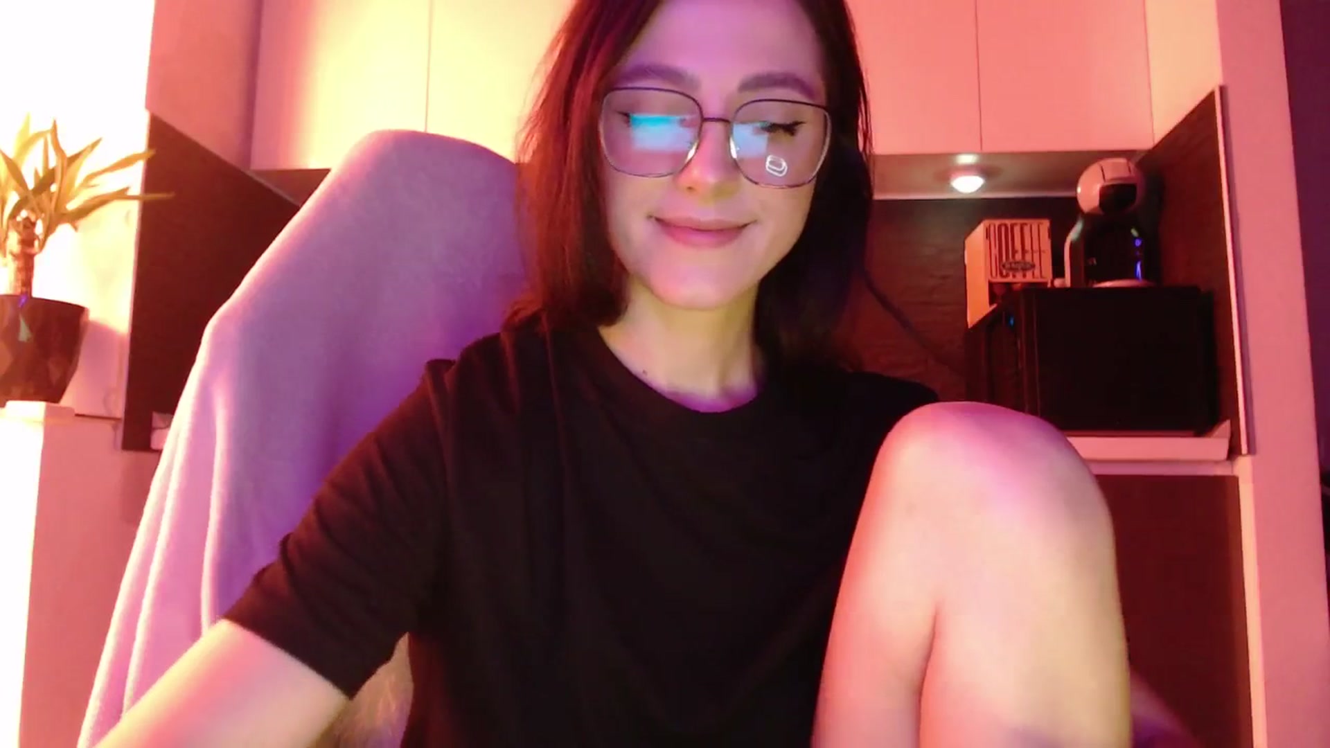 Gallery image thumbnail from IamNOTbaby's myfreecams stream on, 07/20/2024, 16:33 image 15 of 20