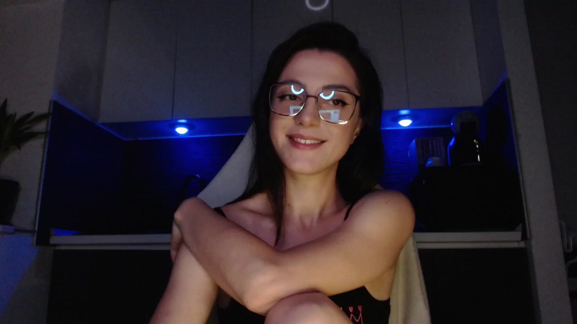 Gallery image thumbnail from IamNOTbaby's myfreecams stream on, 07/20/2024, 23:29 image 10 of 20