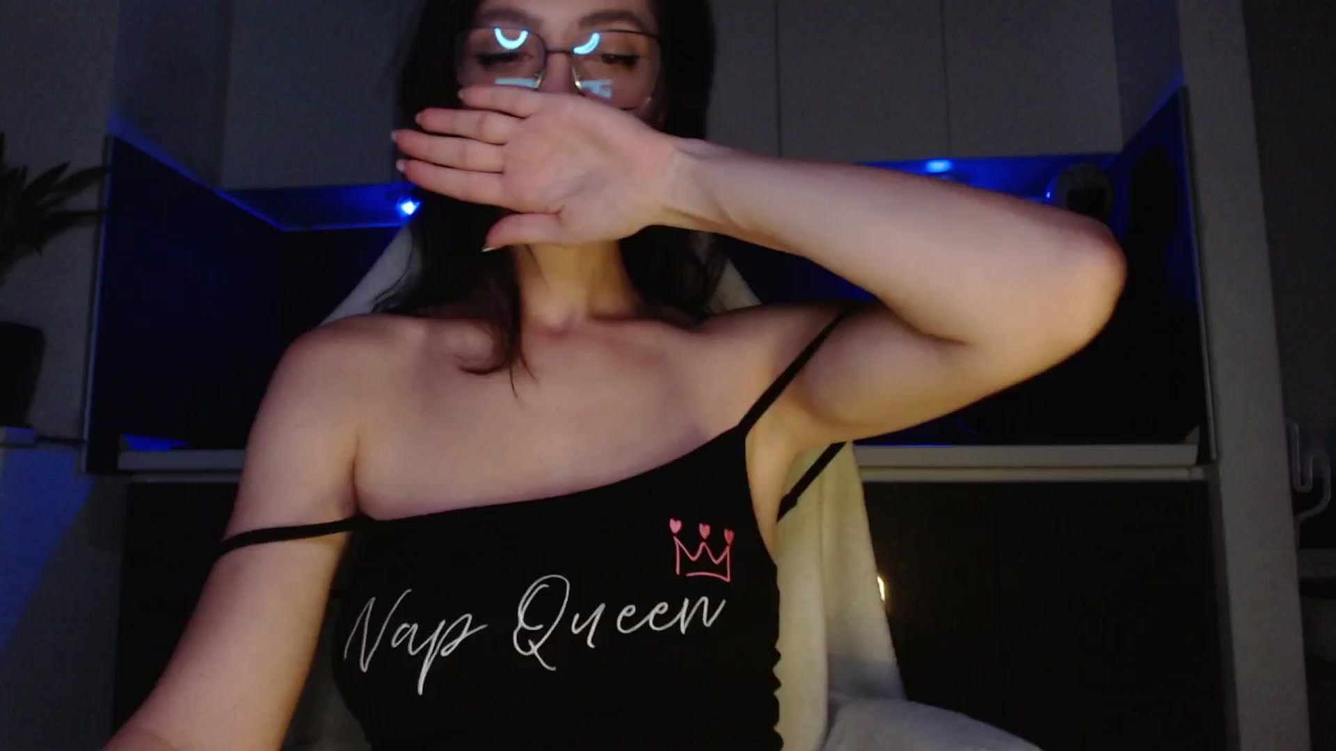 Gallery image thumbnail from IamNOTbaby's myfreecams stream on, 07/21/2024, 01:34 image 11 of 20