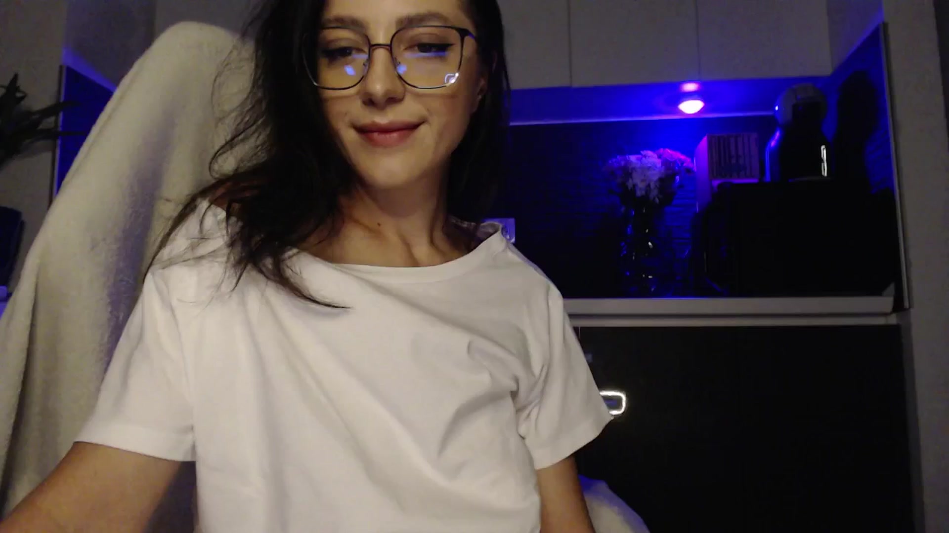 Gallery image thumbnail from IamNOTbaby's myfreecams stream on, 07/31/2024, 24:21 image 5 of 20