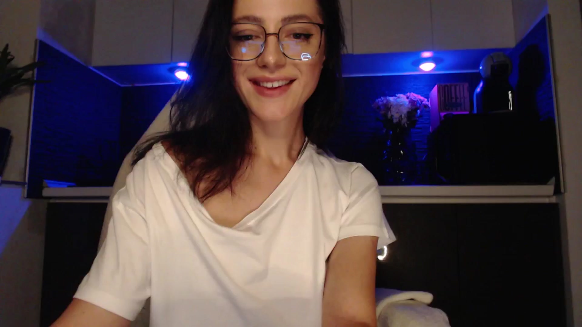 Gallery image thumbnail from IamNOTbaby's myfreecams stream on, 07/31/2024, 24:21 image 18 of 20