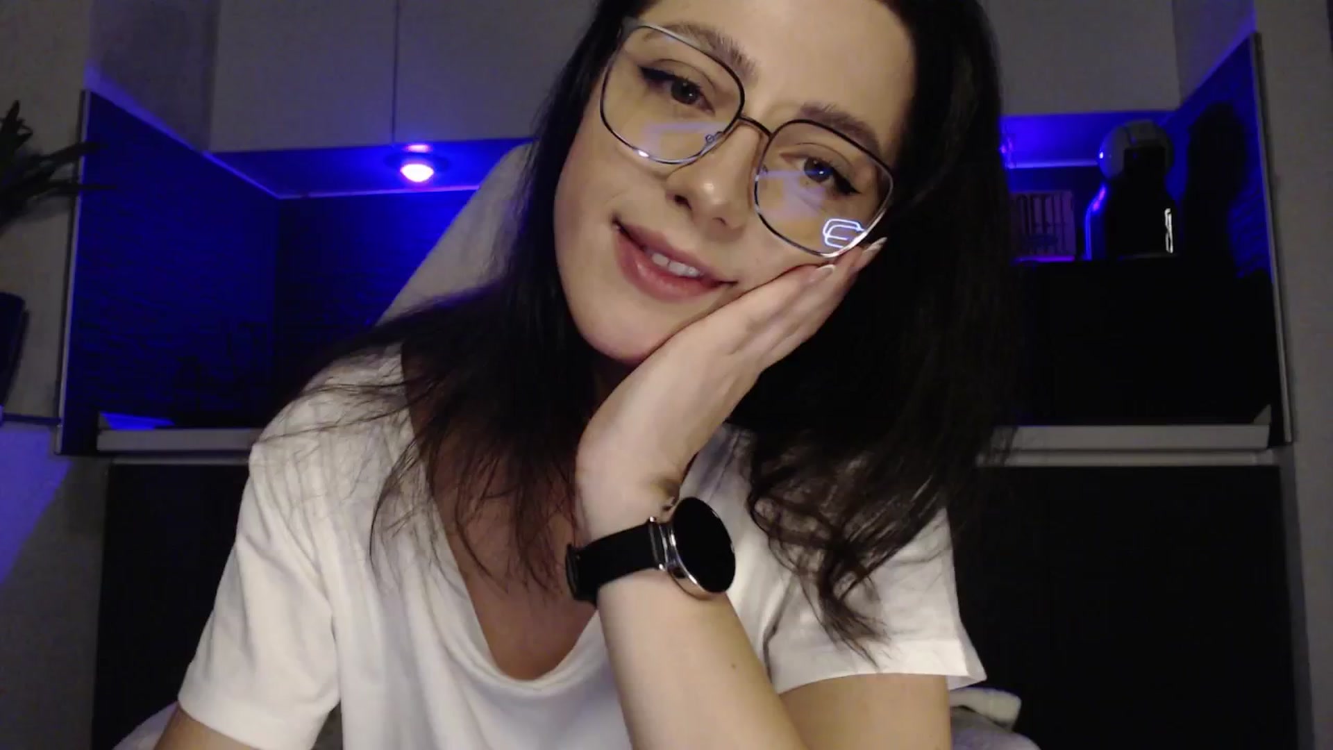 Gallery image thumbnail from IamNOTbaby's myfreecams stream on, 07/31/2024, 24:21 image 17 of 20