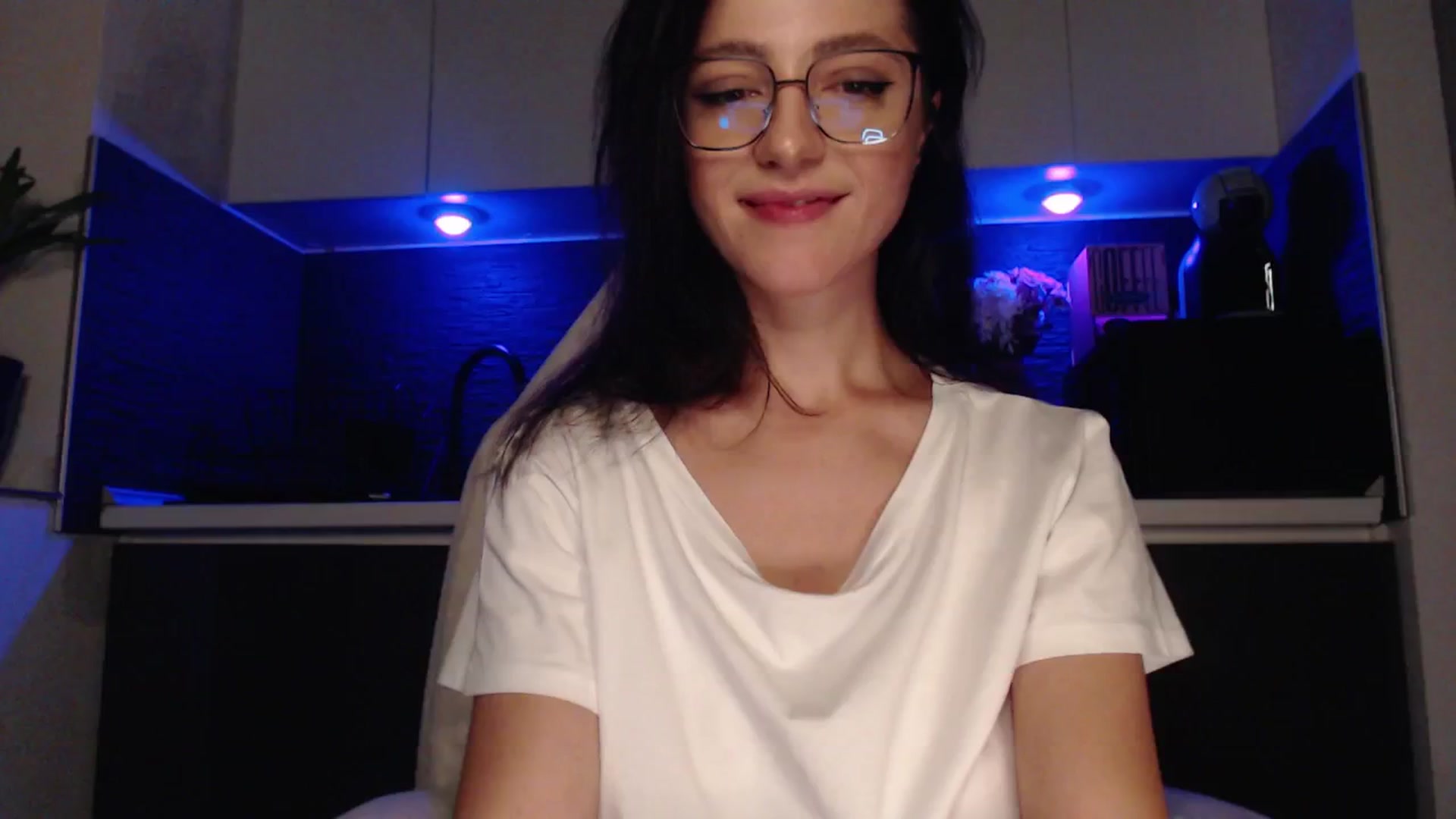 Gallery image thumbnail from IamNOTbaby's myfreecams stream on, 07/31/2024, 03:41 image 7 of 20
