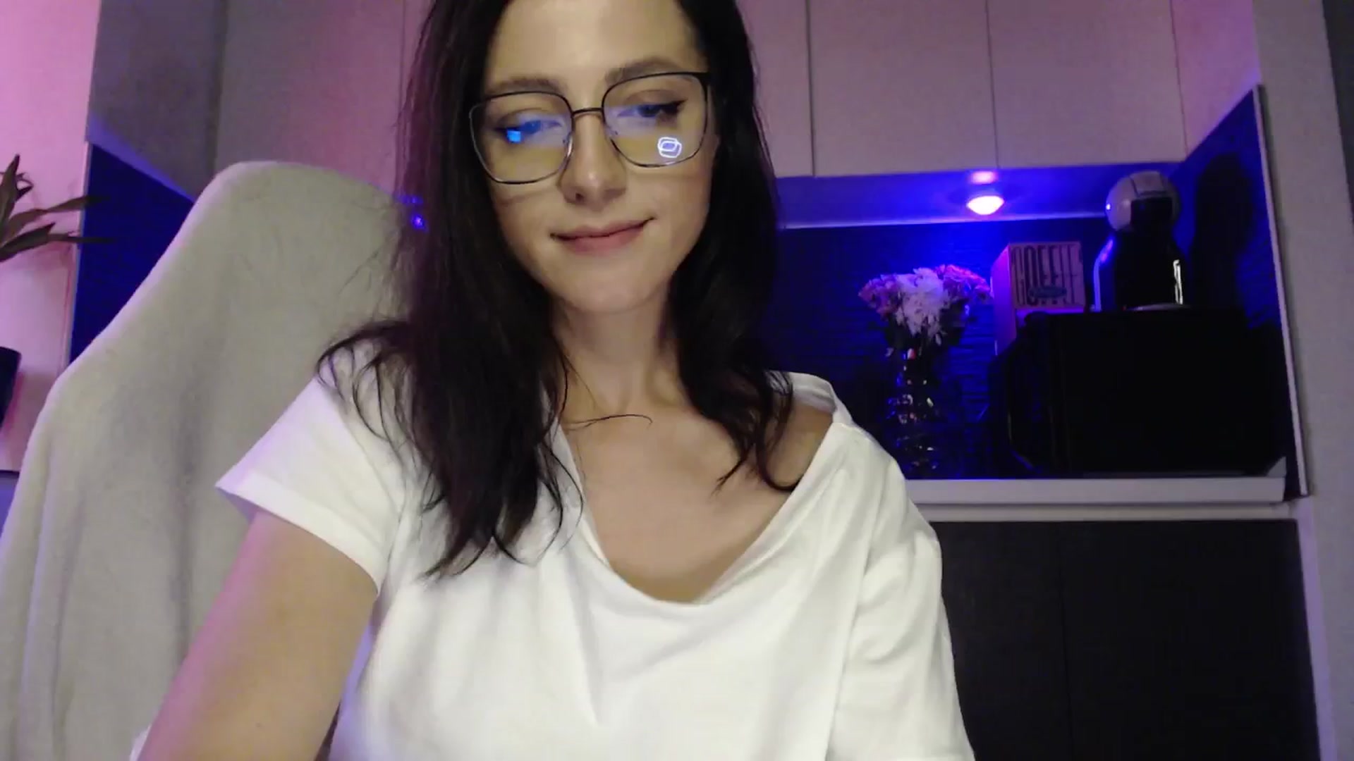 Gallery image thumbnail from IamNOTbaby's myfreecams stream on, 07/31/2024, 03:41 image 18 of 20