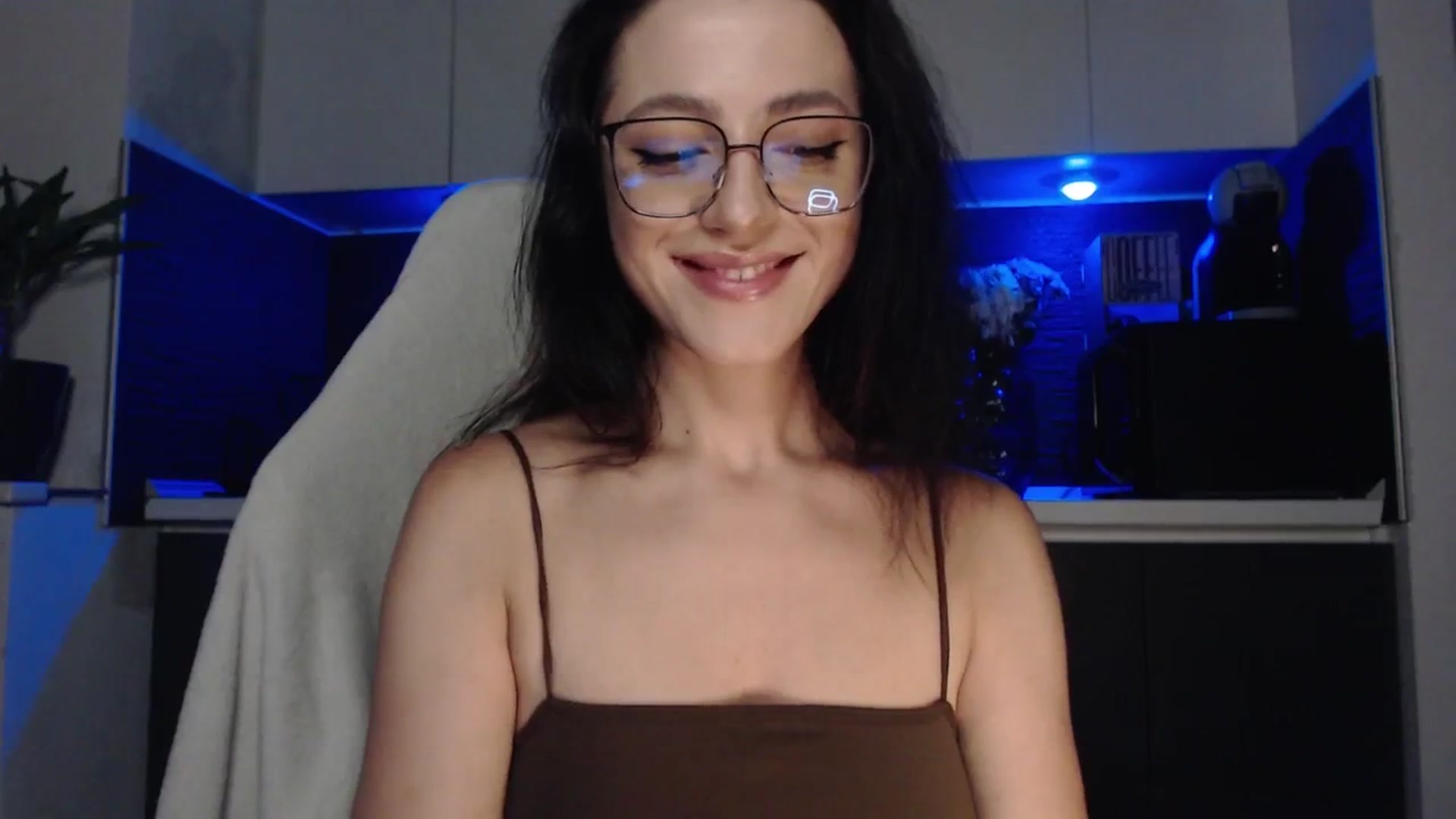 Gallery image thumbnail from IamNOTbaby's myfreecams stream on, 08/01/2024, 02:07 image 3 of 20