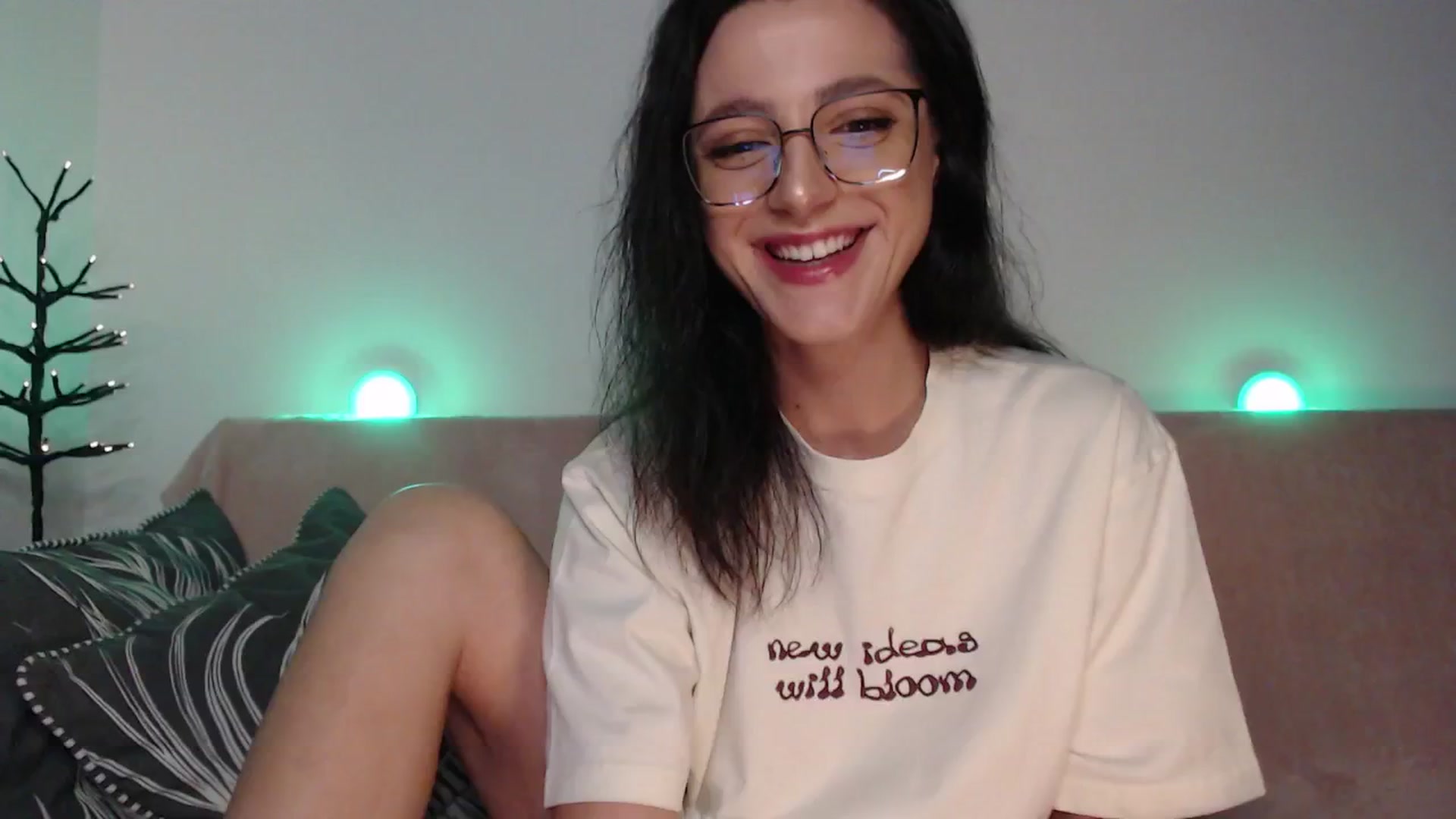 Gallery image thumbnail from IamNOTbaby's myfreecams stream on, 08/06/2024, 22:08 image 17 of 20