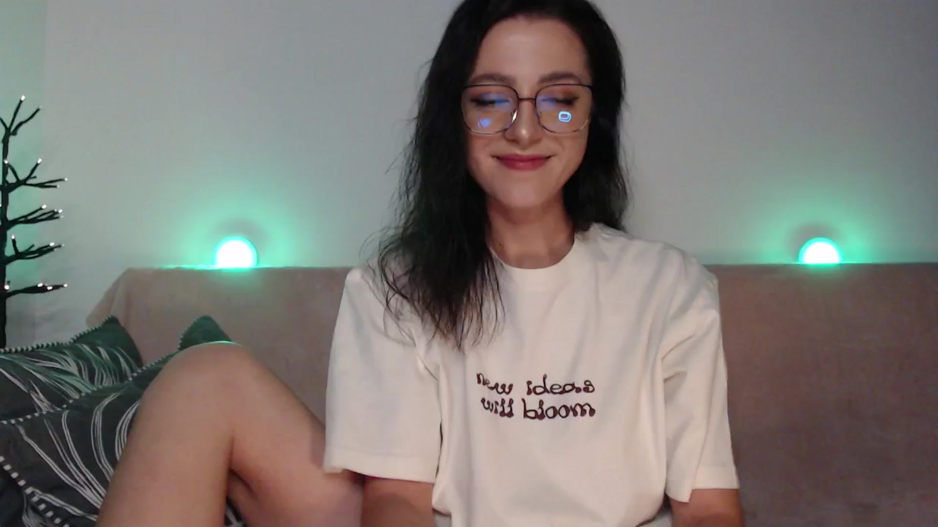 Gallery image thumbnail from IamNOTbaby's myfreecams stream on, 08/06/2024, 22:08 image 19 of 20
