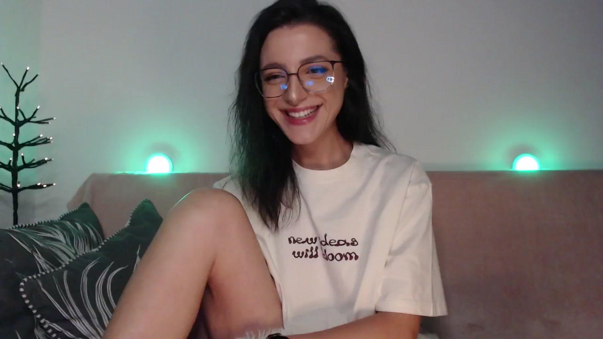 Gallery image thumbnail from IamNOTbaby's myfreecams stream on, 08/06/2024, 22:08 image 16 of 20